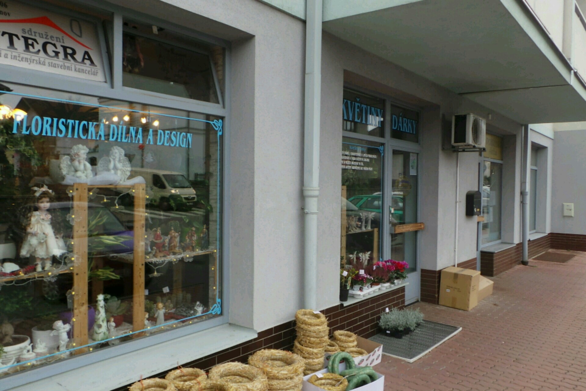 Květiny Dárky - Lenka Zadražilová