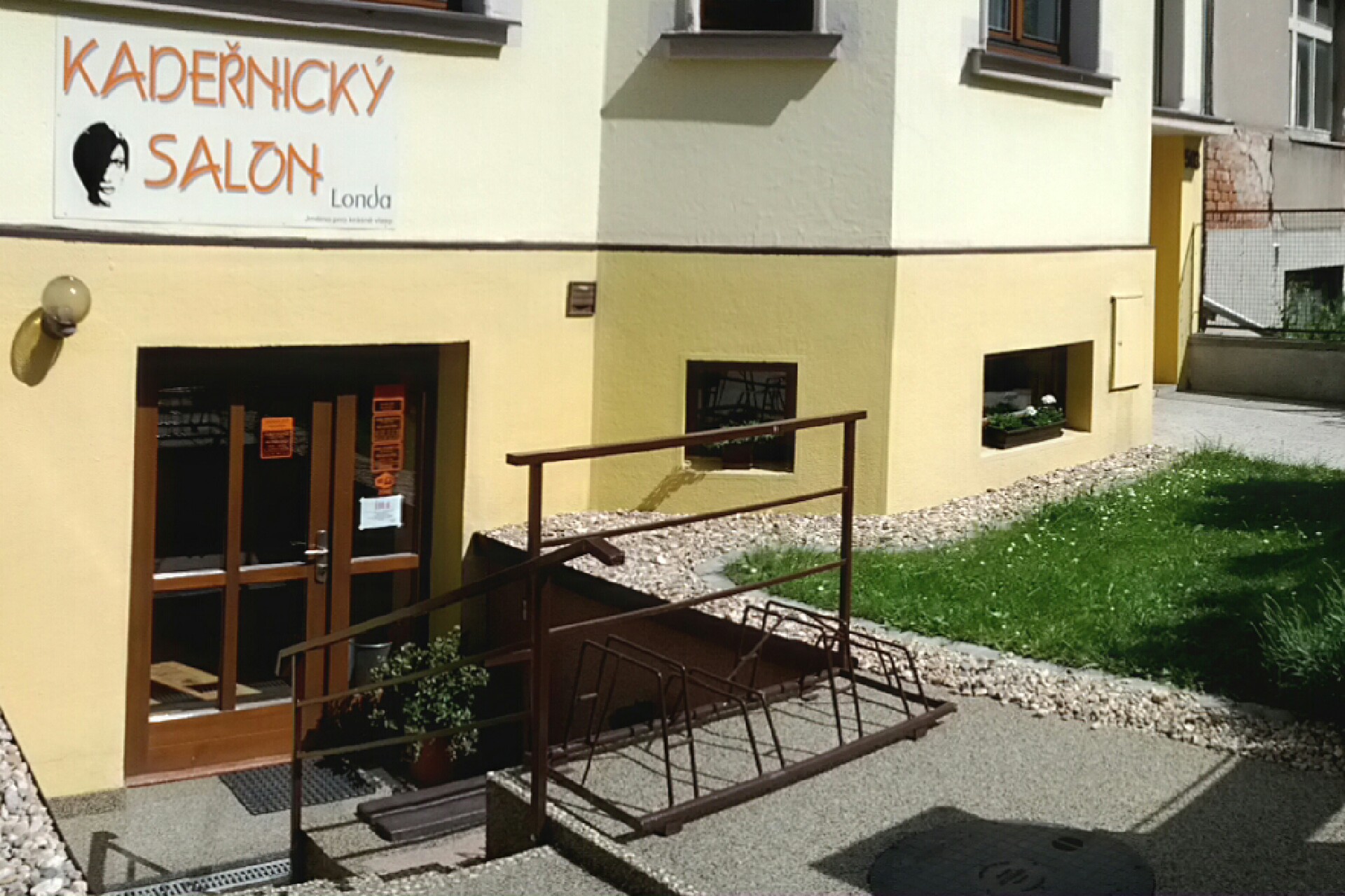 Kadeřnický salon - Ivana Wolfová foto 2