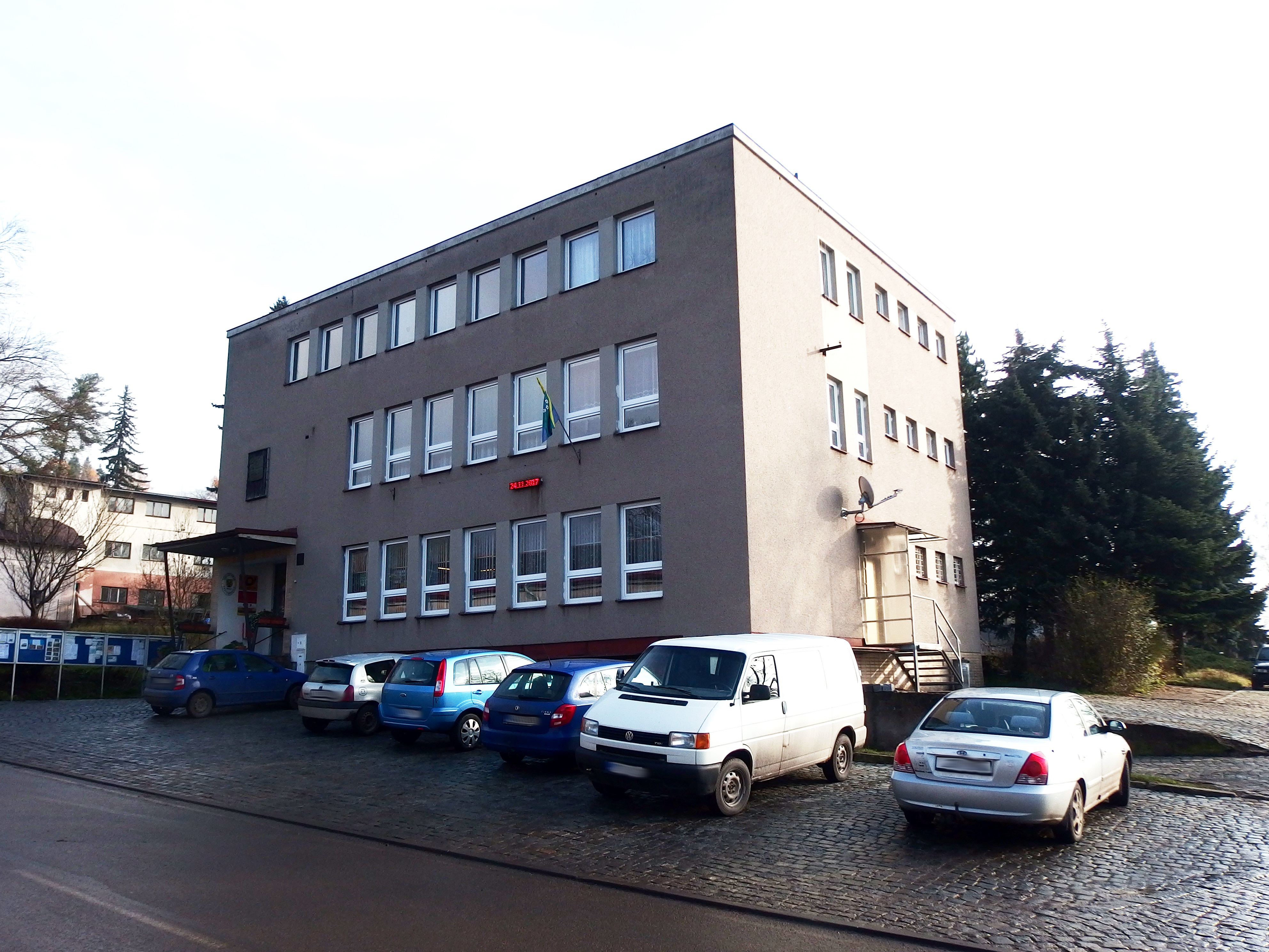 Malé Svatoňovice - obecní úřad