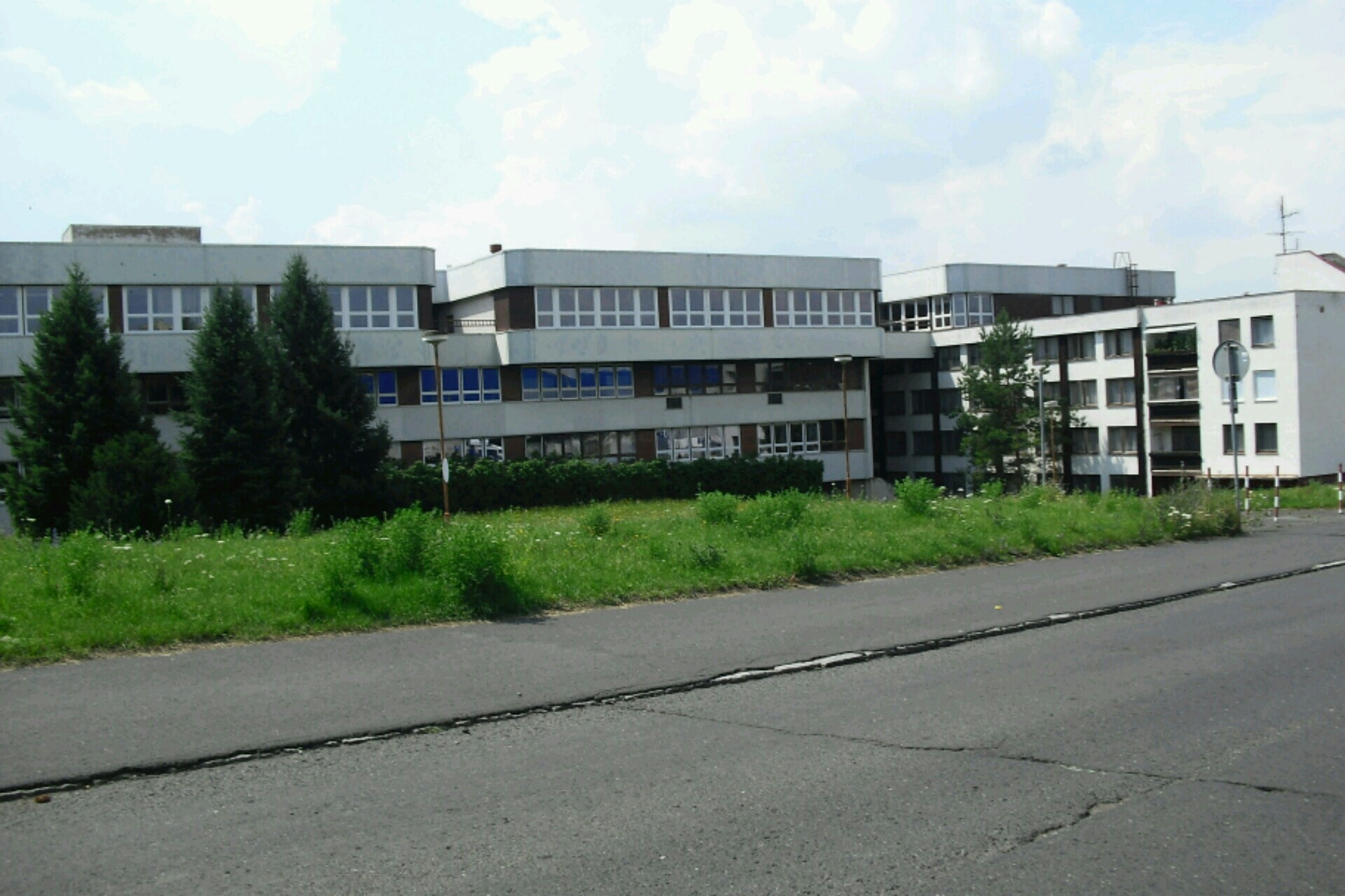 Střední škola technická - Domov mládeže foto 2