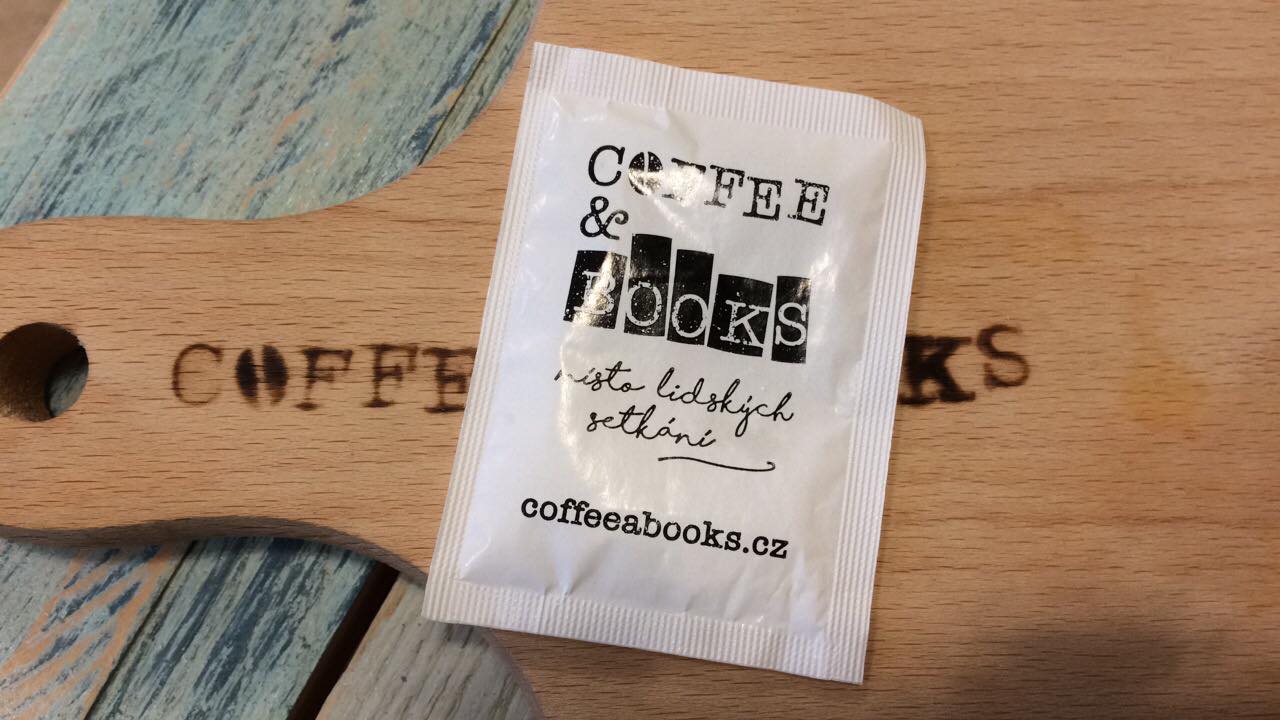 COFFEE & BOOKS foto 4