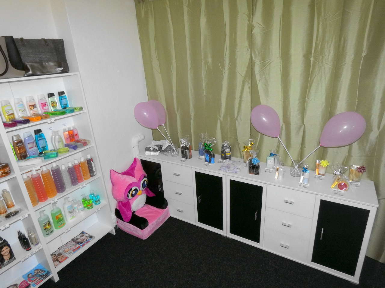 Jana Bernáthová - kosmetika Avon foto 3