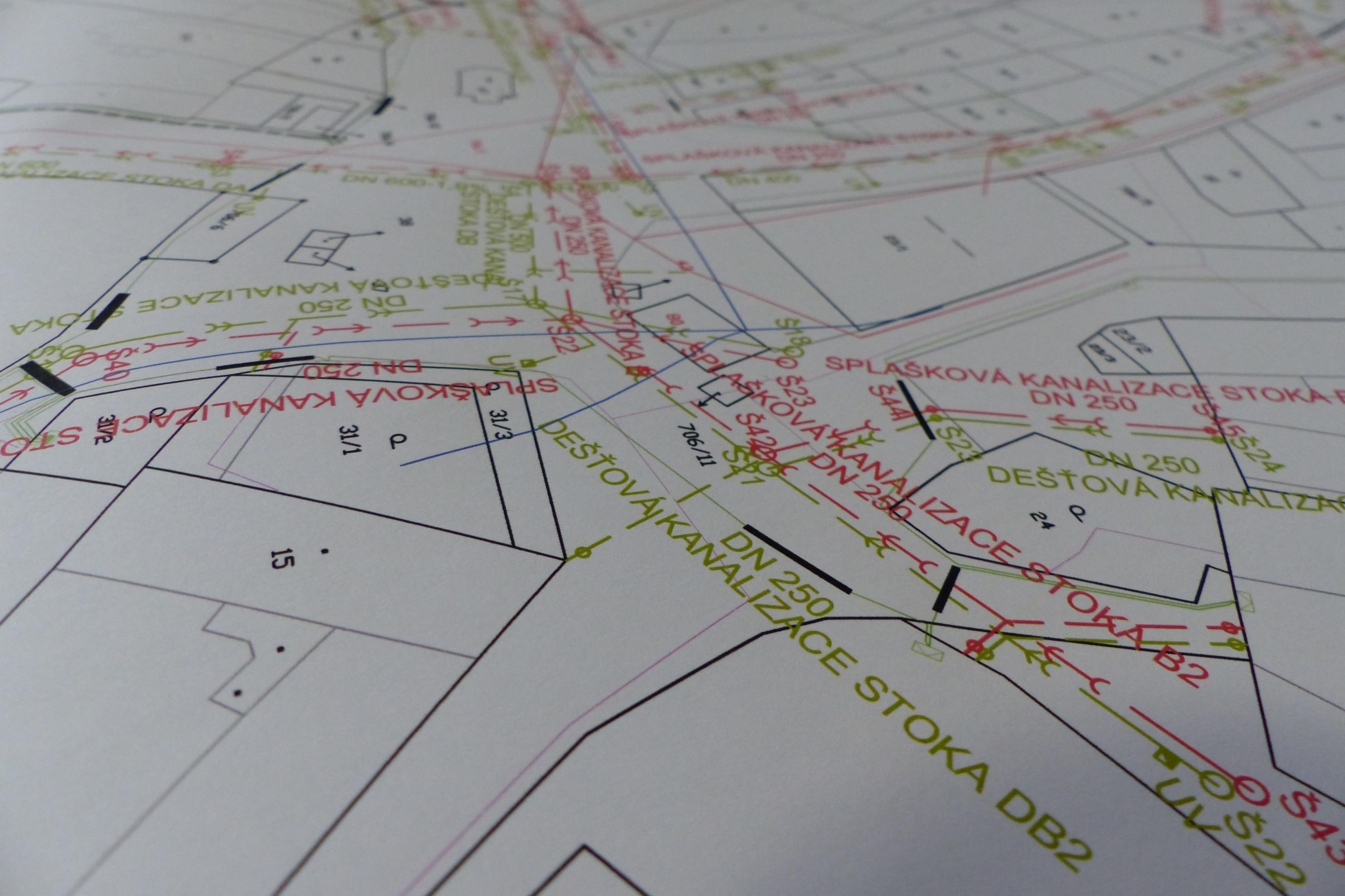 Petr Knežik - Realizace a projekce staveb foto 1