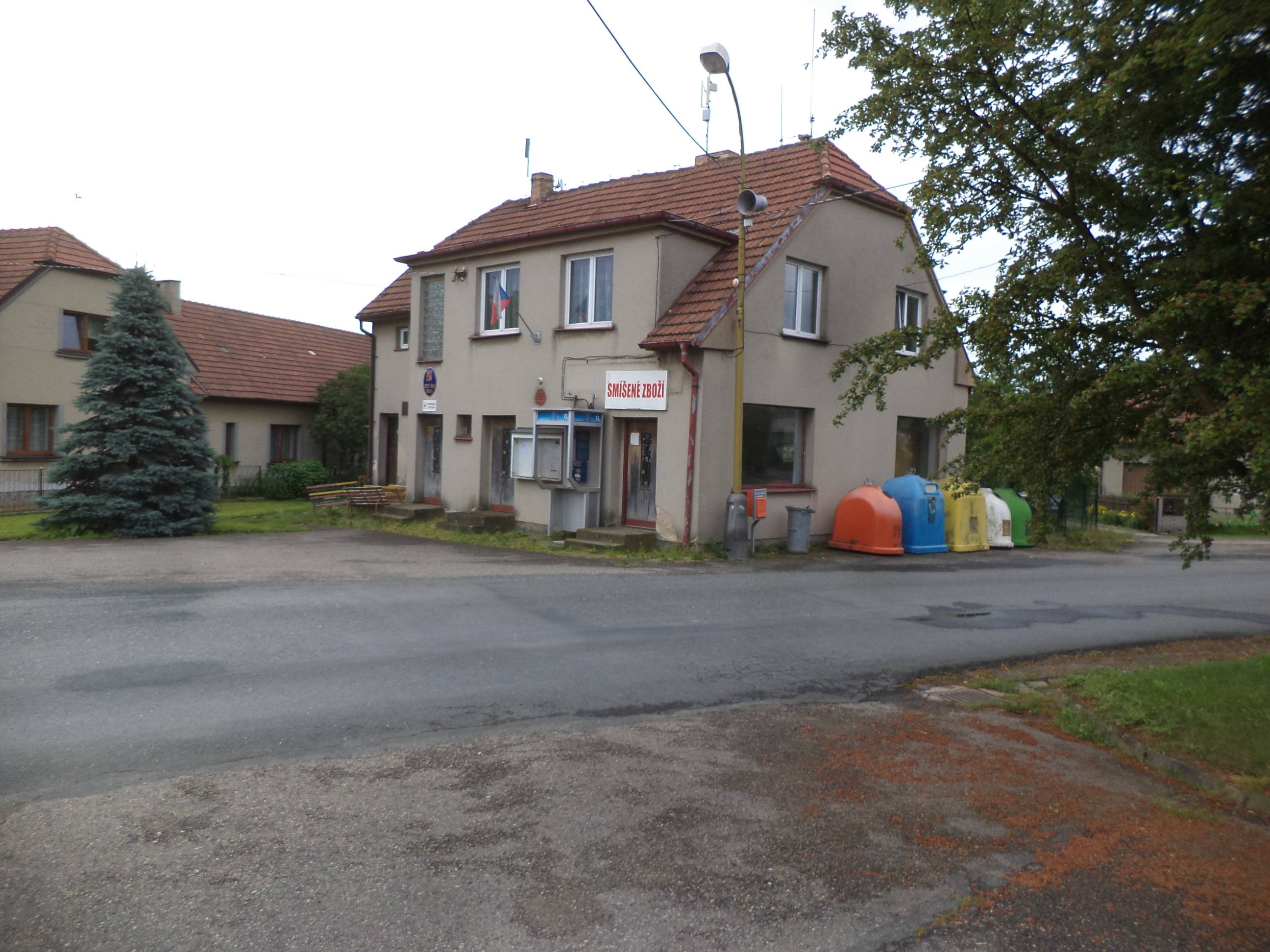 Chmelná - obecní úřad foto 2