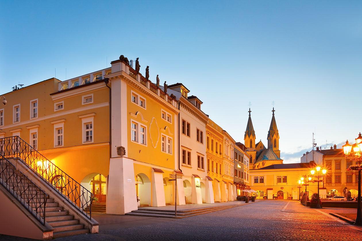 Hotel  a hostel U Zlatého kohouta