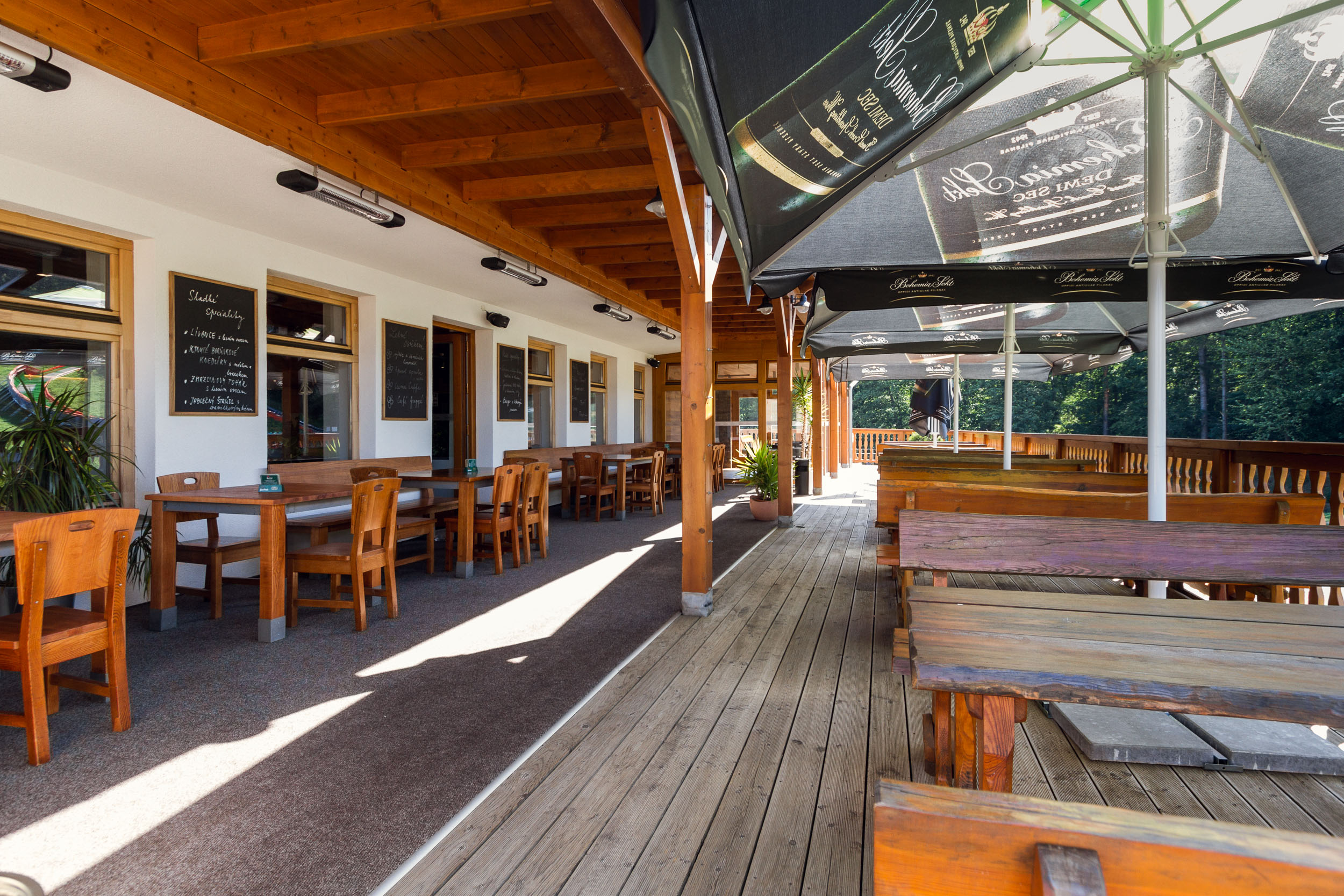 Restaurace Skalka family park foto 3