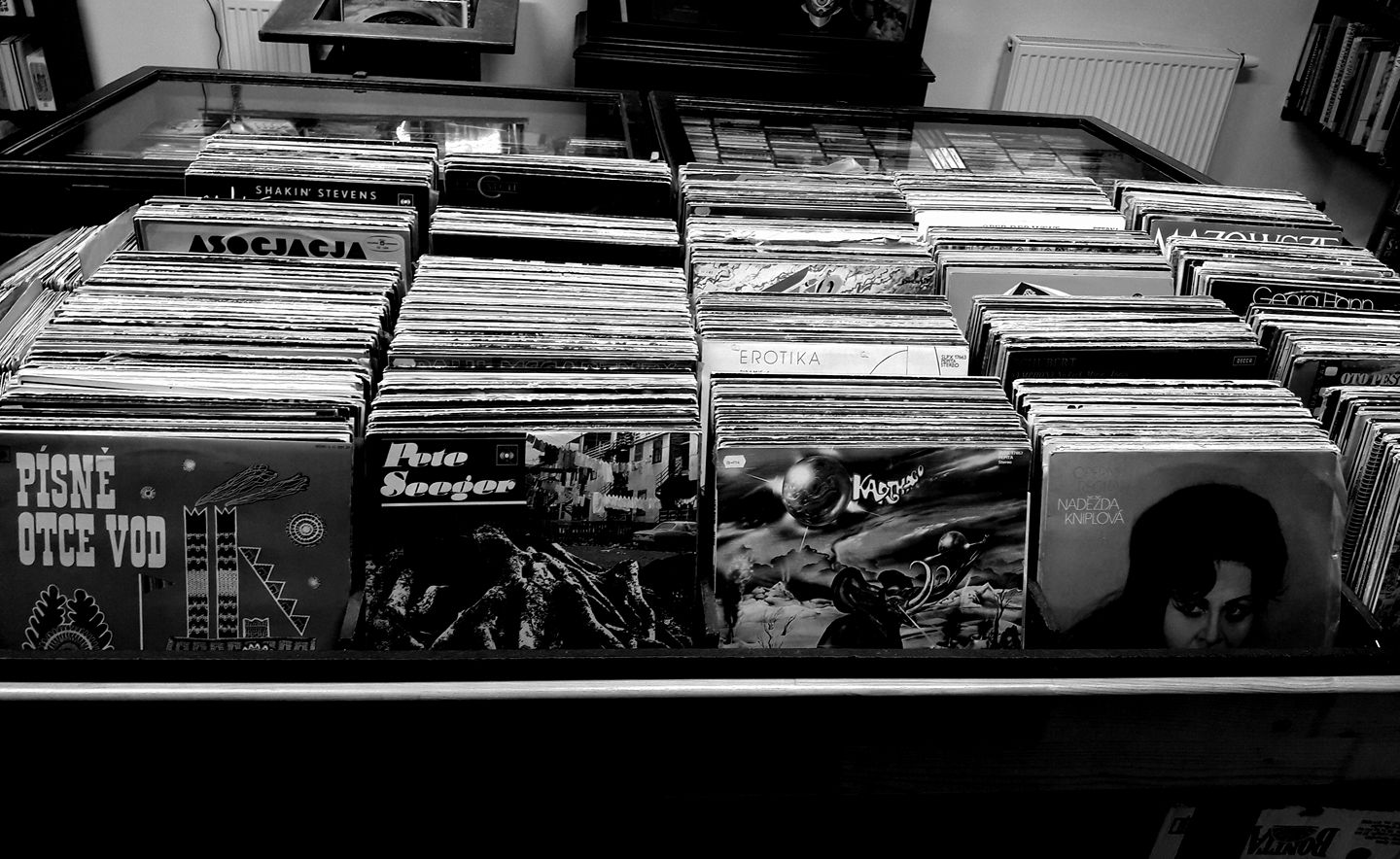 Antikvariát Vinohradská foto 4