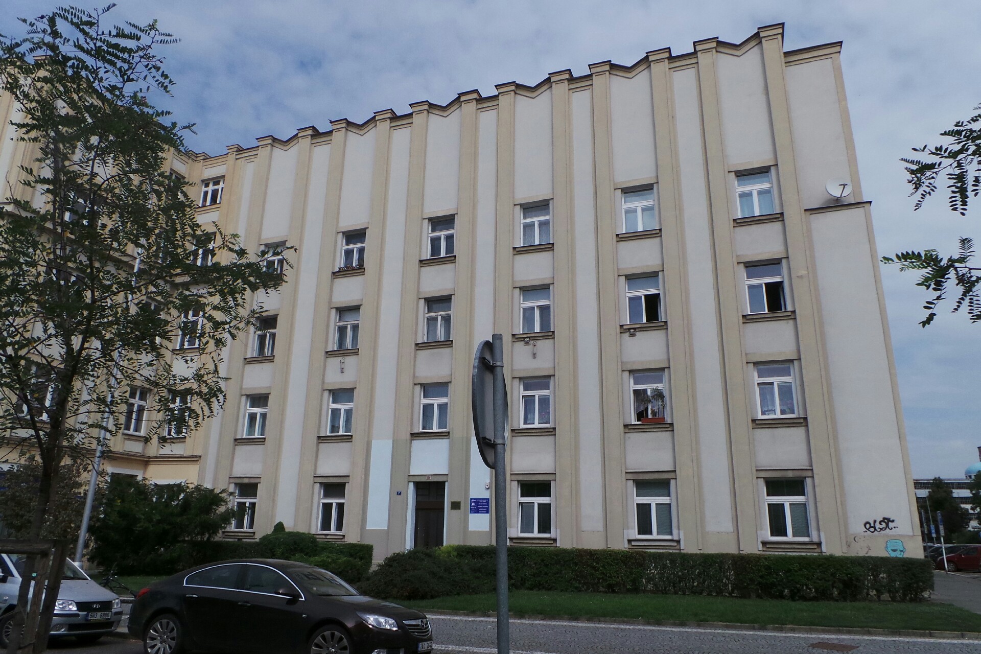 B Consult CZ, s.r.o.