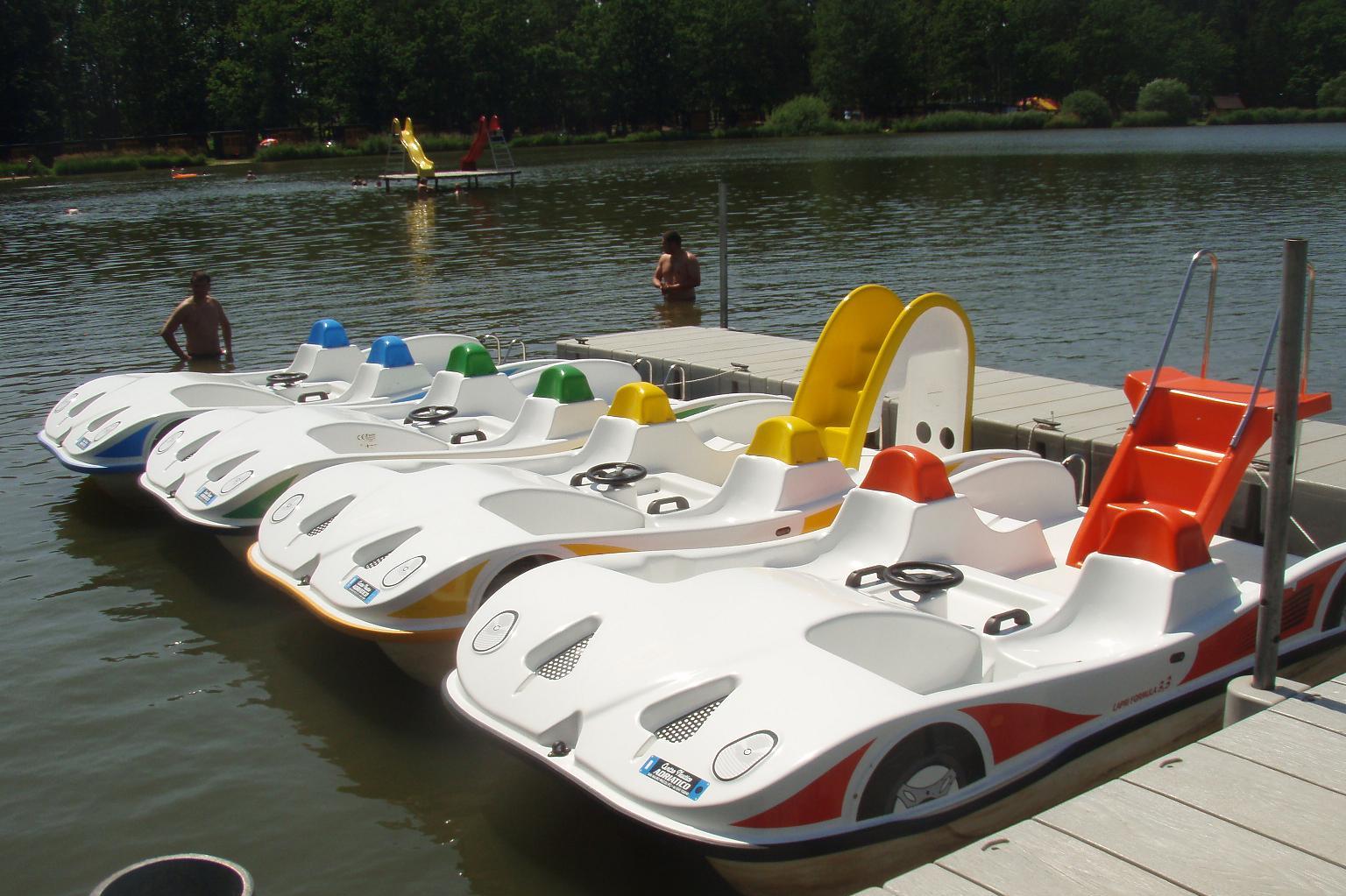 Camping BEZDREV - půjčovna lodí, jízdních kol, paddleboardy