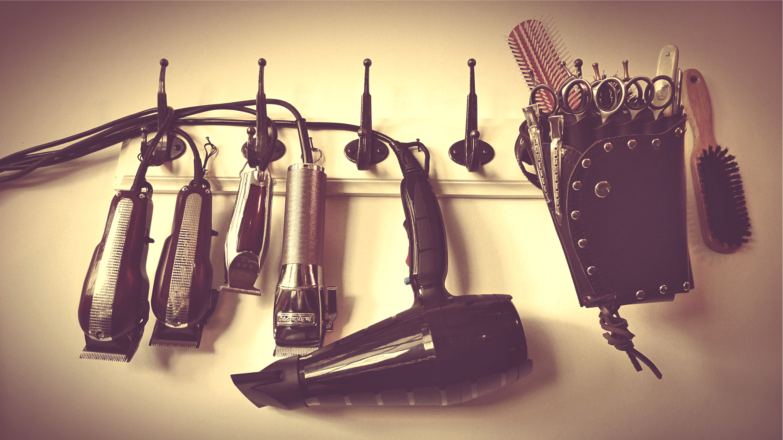 ROYAL BASTARDS Barber Shop foto 3