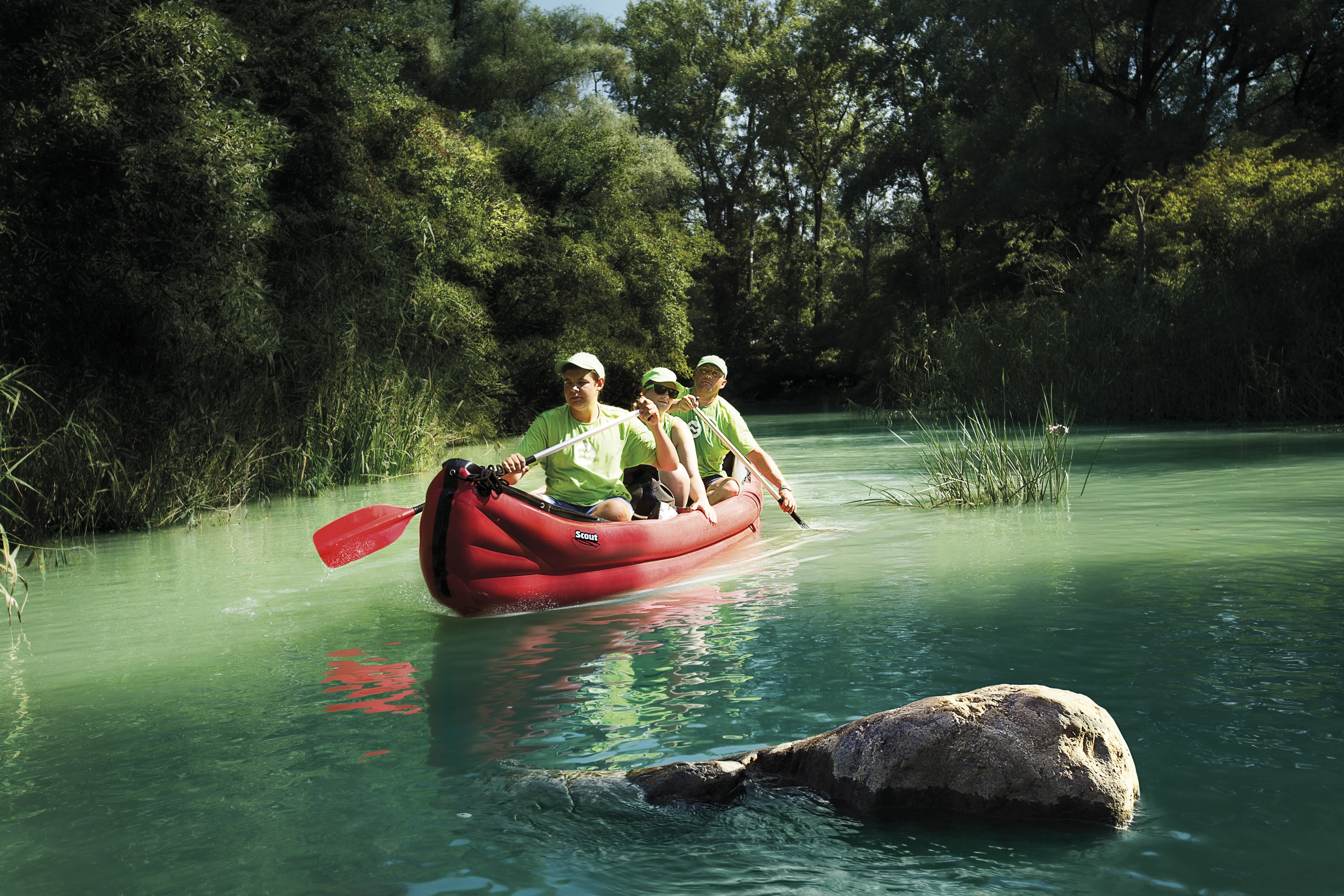 Půjčovna lodí a raftů - Vodácký ráj foto 2