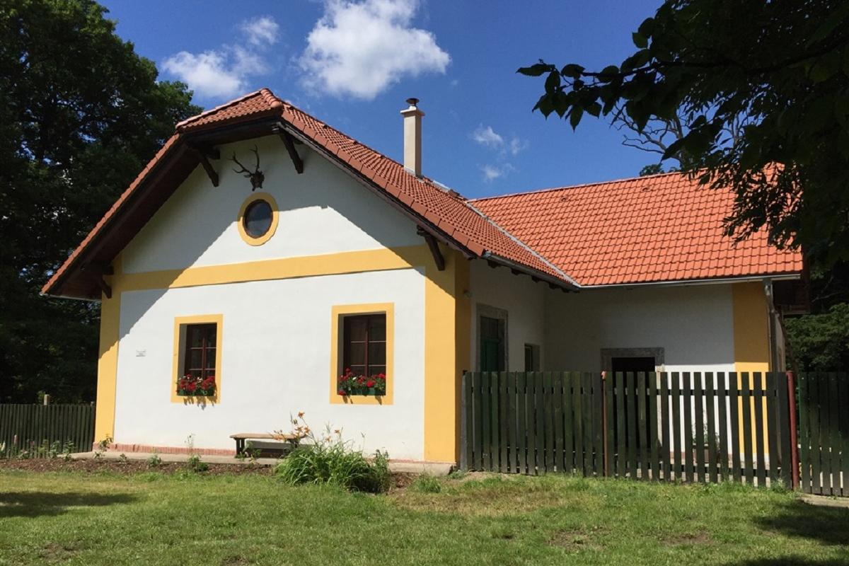 Chalupa Černická hájenka