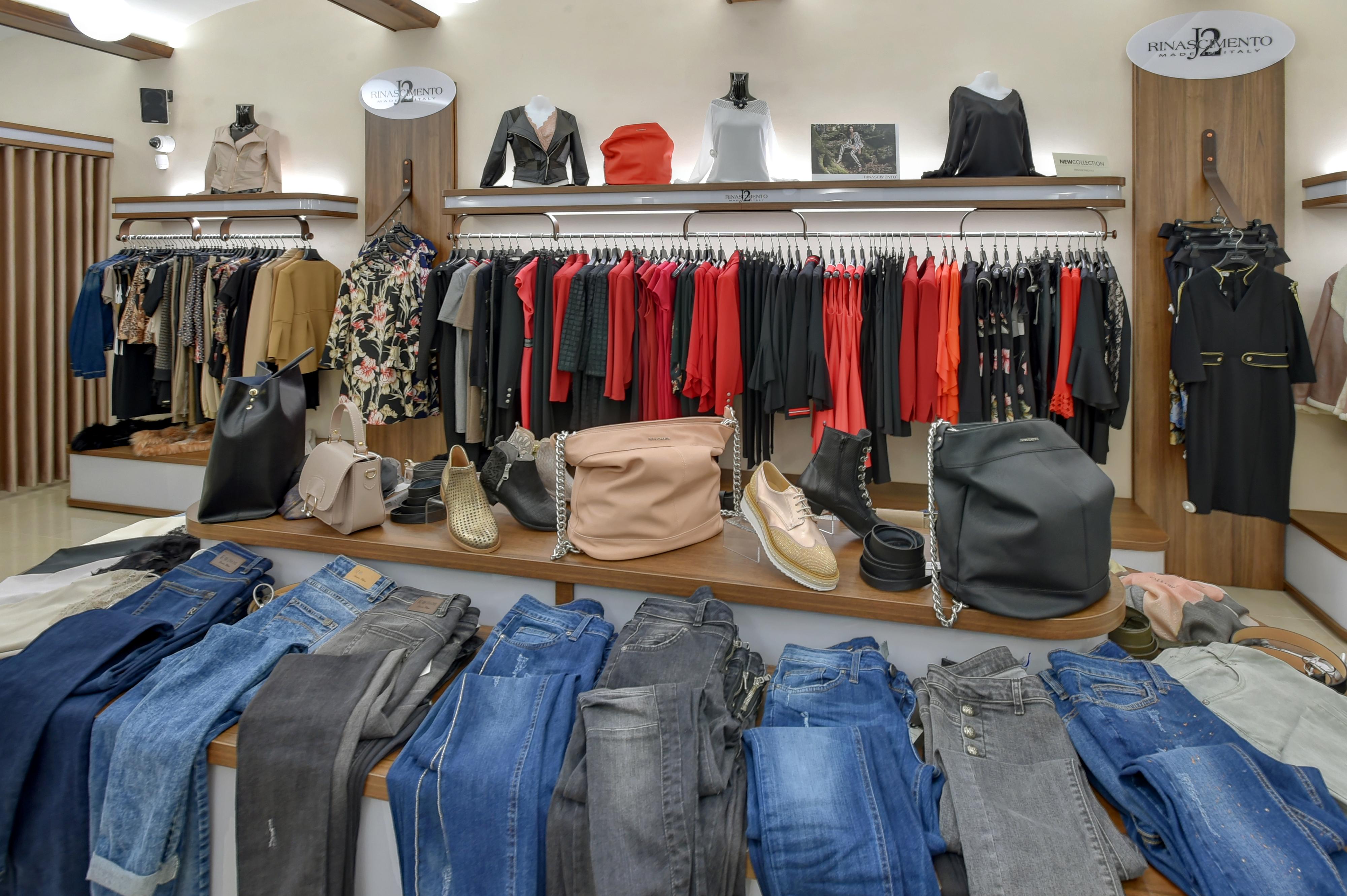 Butik J2 foto 3