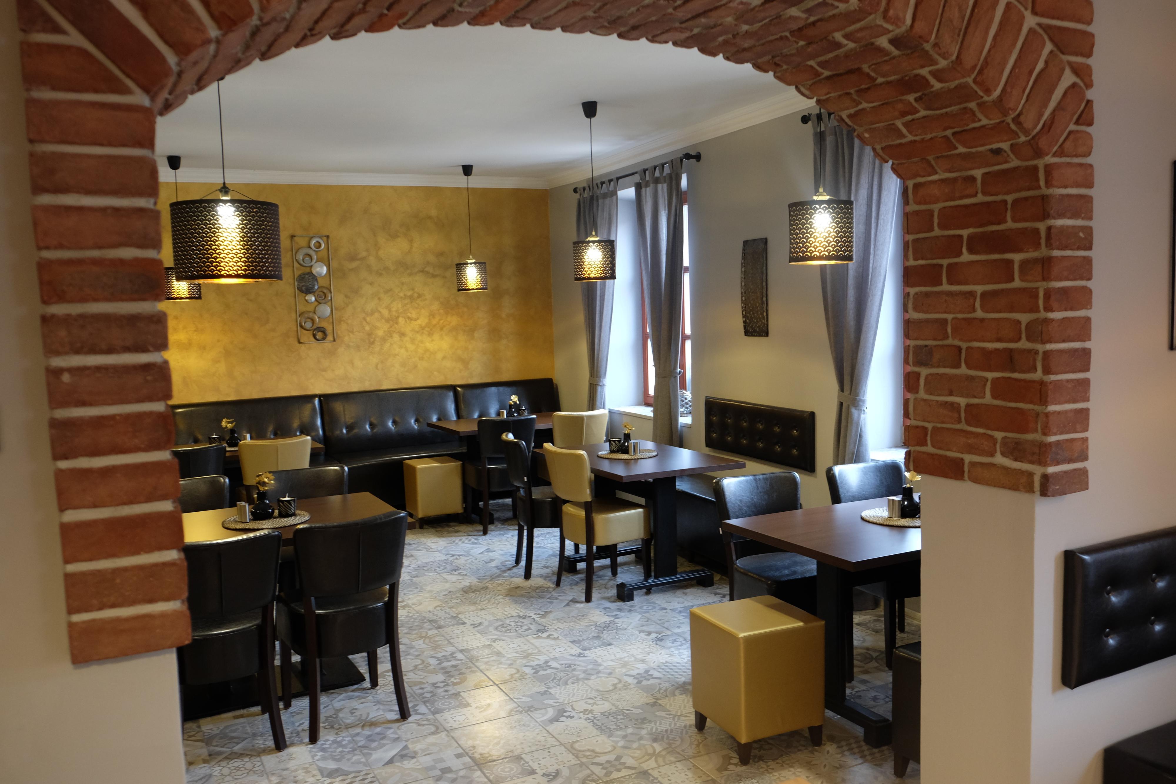 Wings cafe a restaurant foto 4