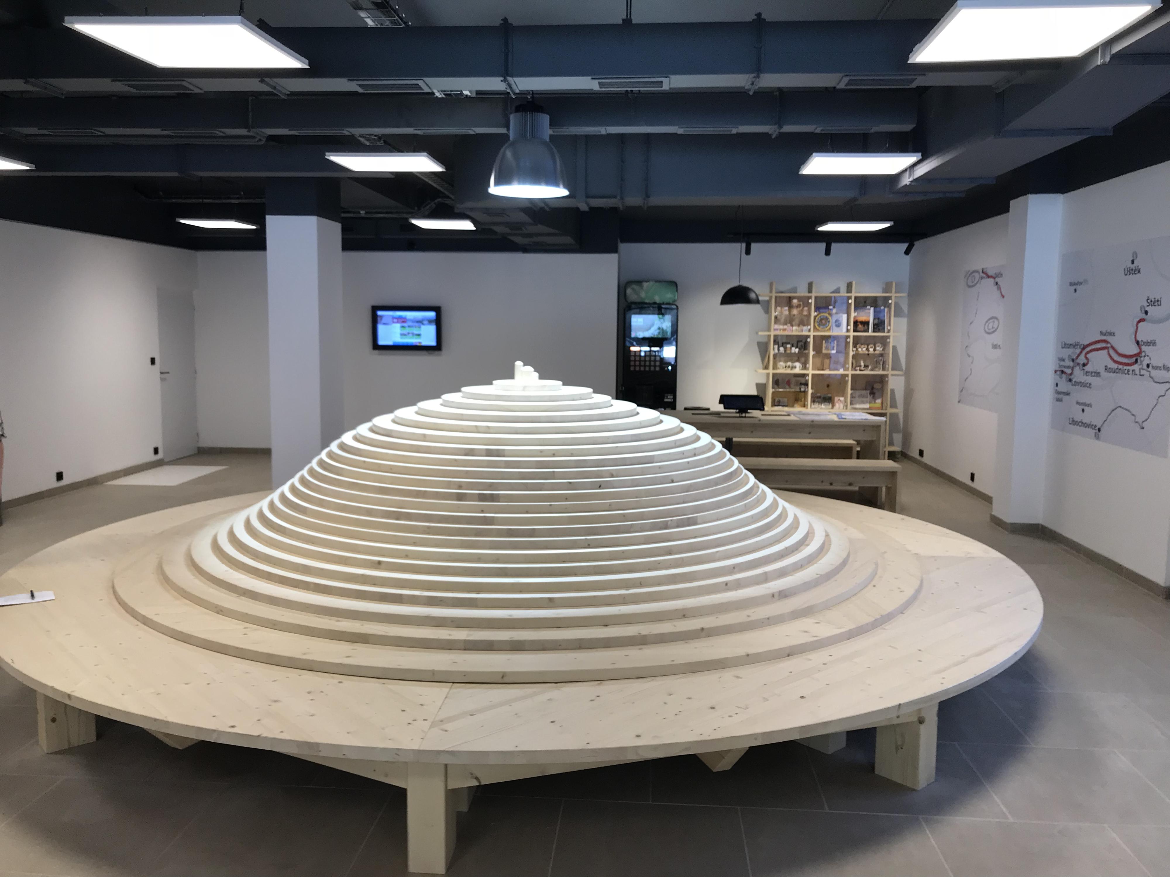 Informační a dopravní centrum Podřipska foto 3