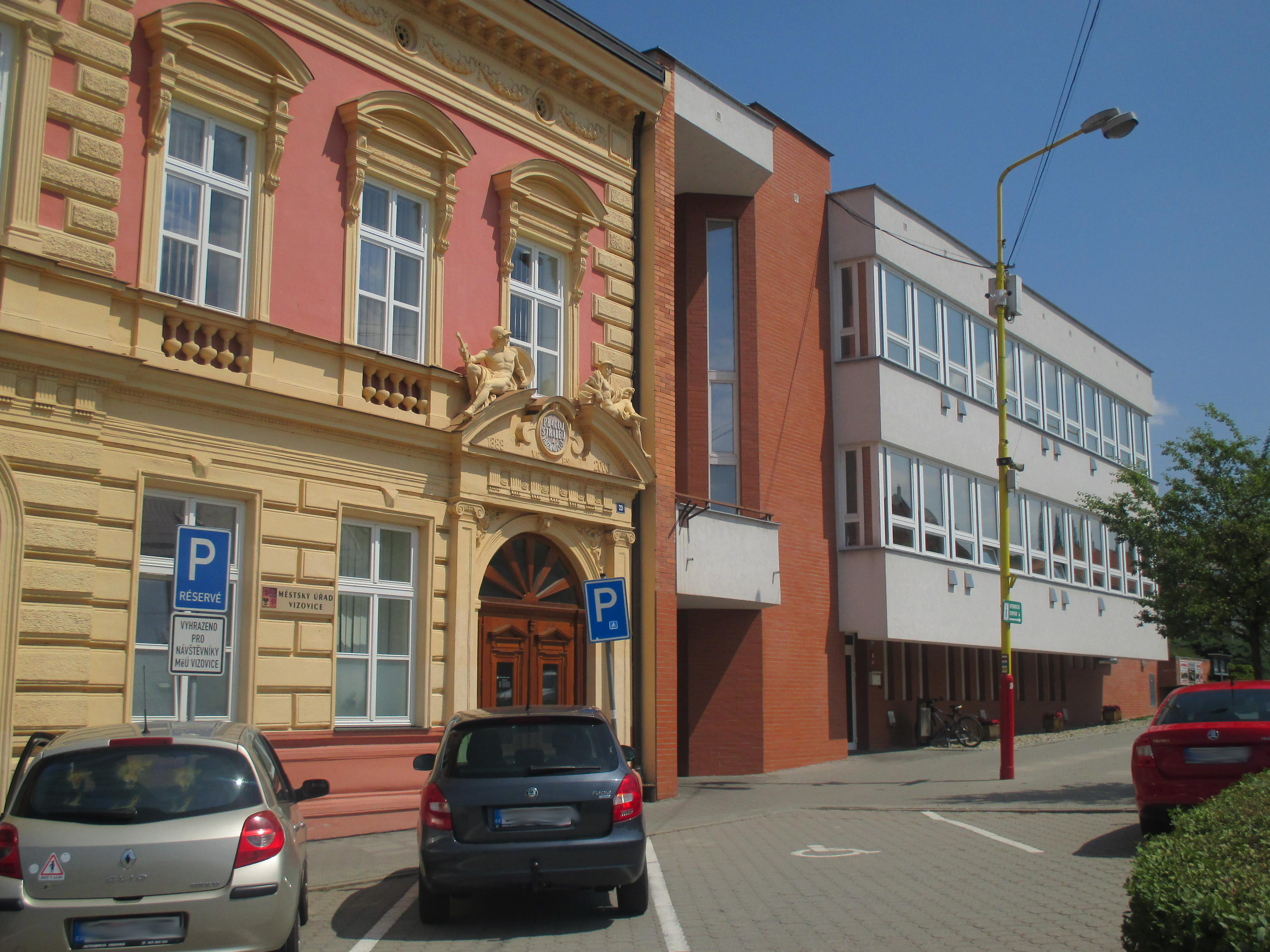 Vizovice - městský úřad foto 3