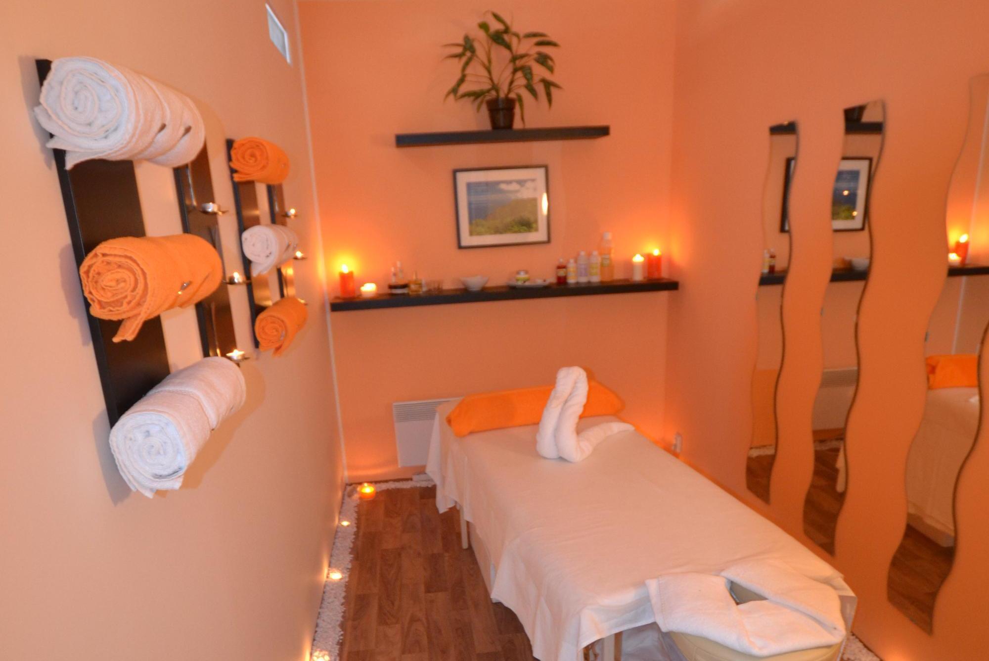 Petr Jonáš - Masáž v pohodlí Vašeho domova