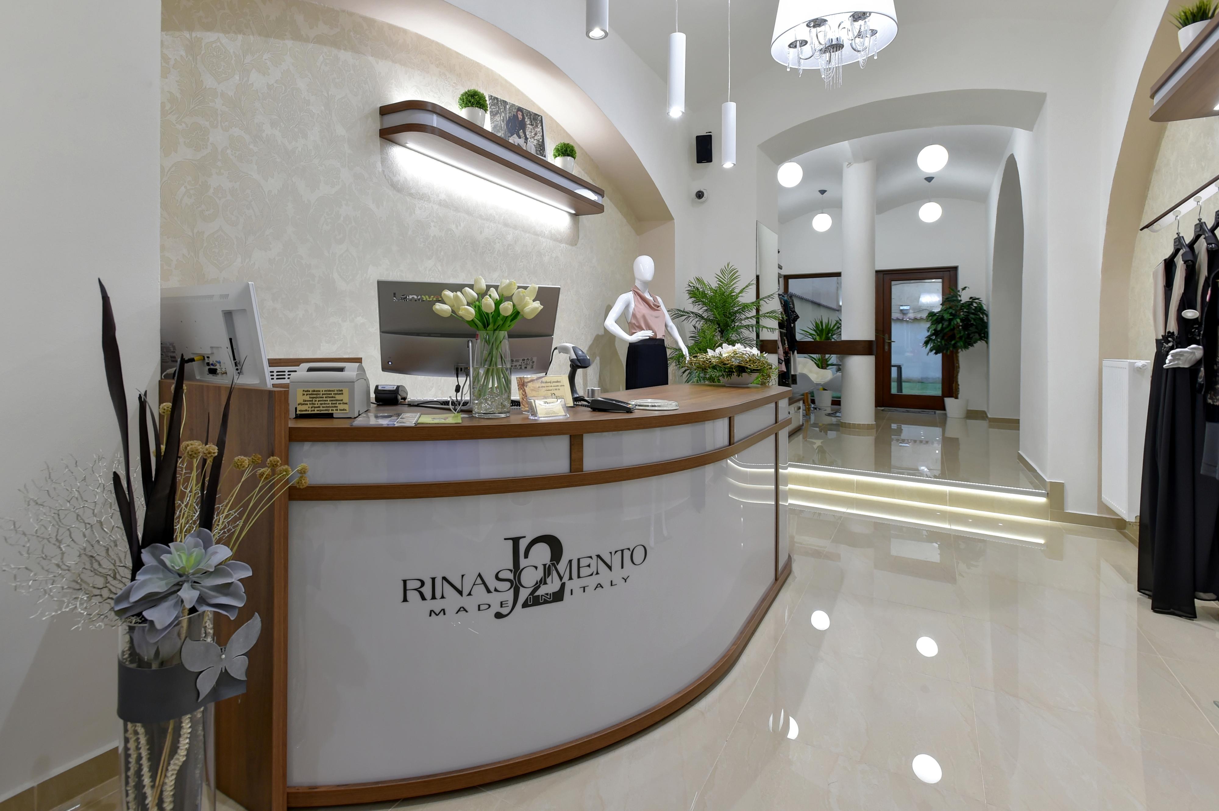 Butik J2 foto 6