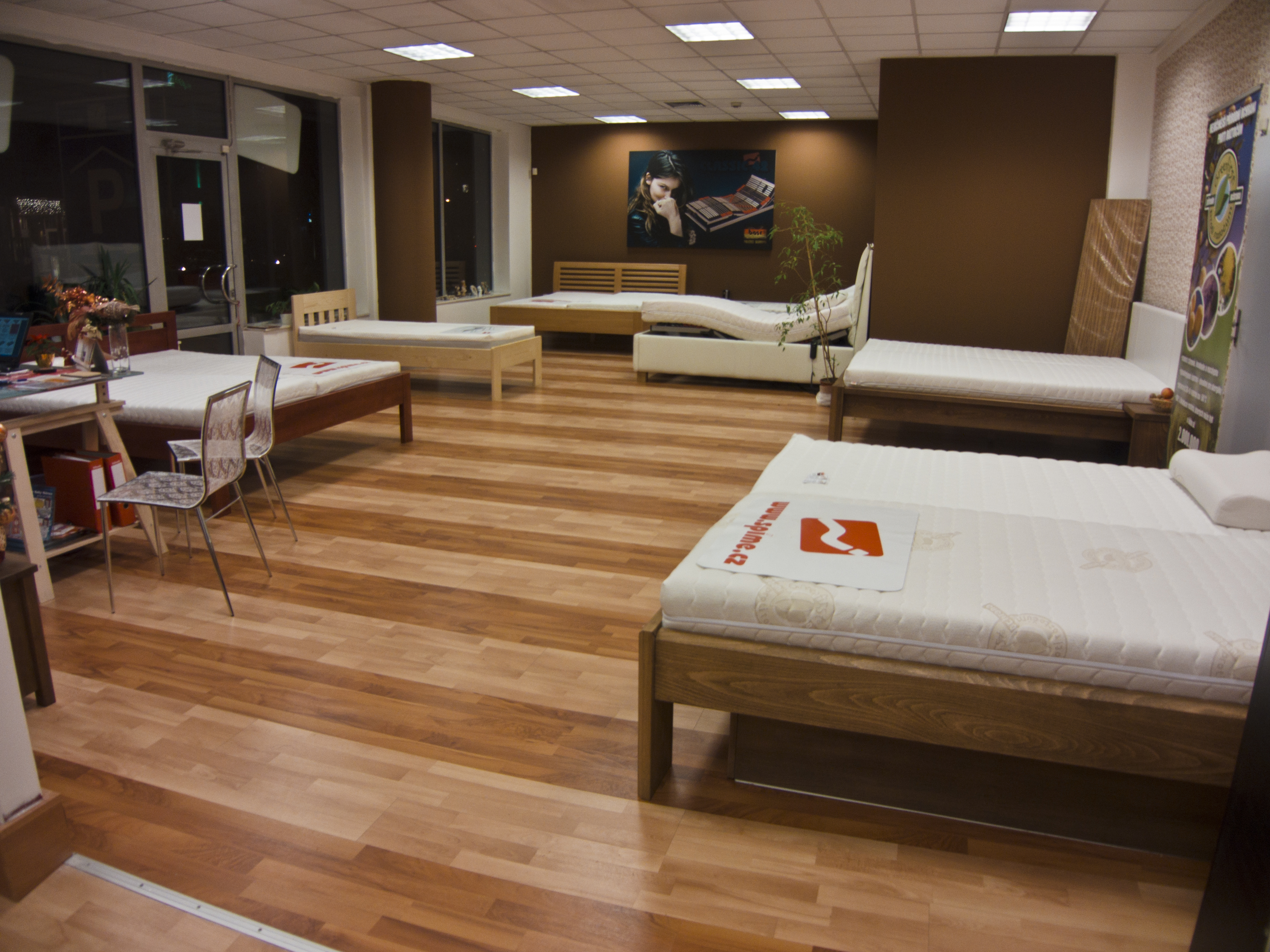 Spíme.cz | Český výrobce Postelia s.r.o. foto 3