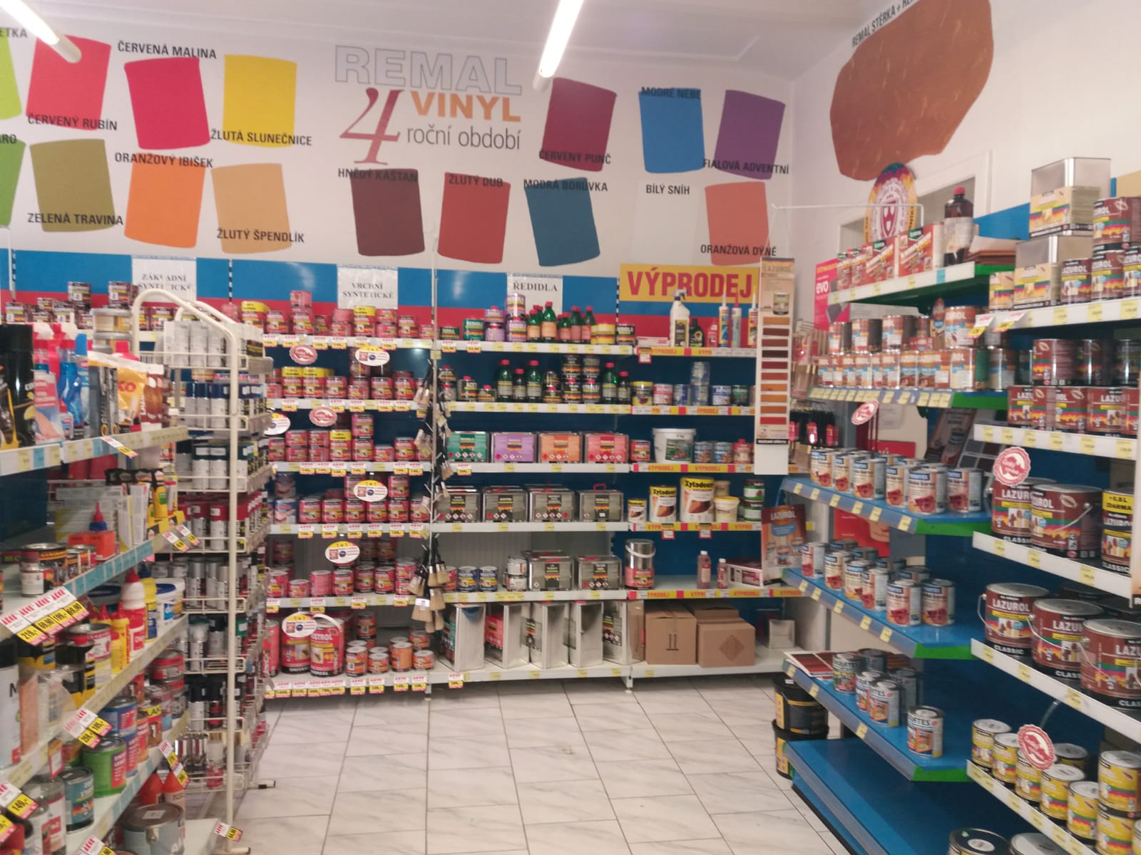 BARVY A LAKY DROGERIE foto 6
