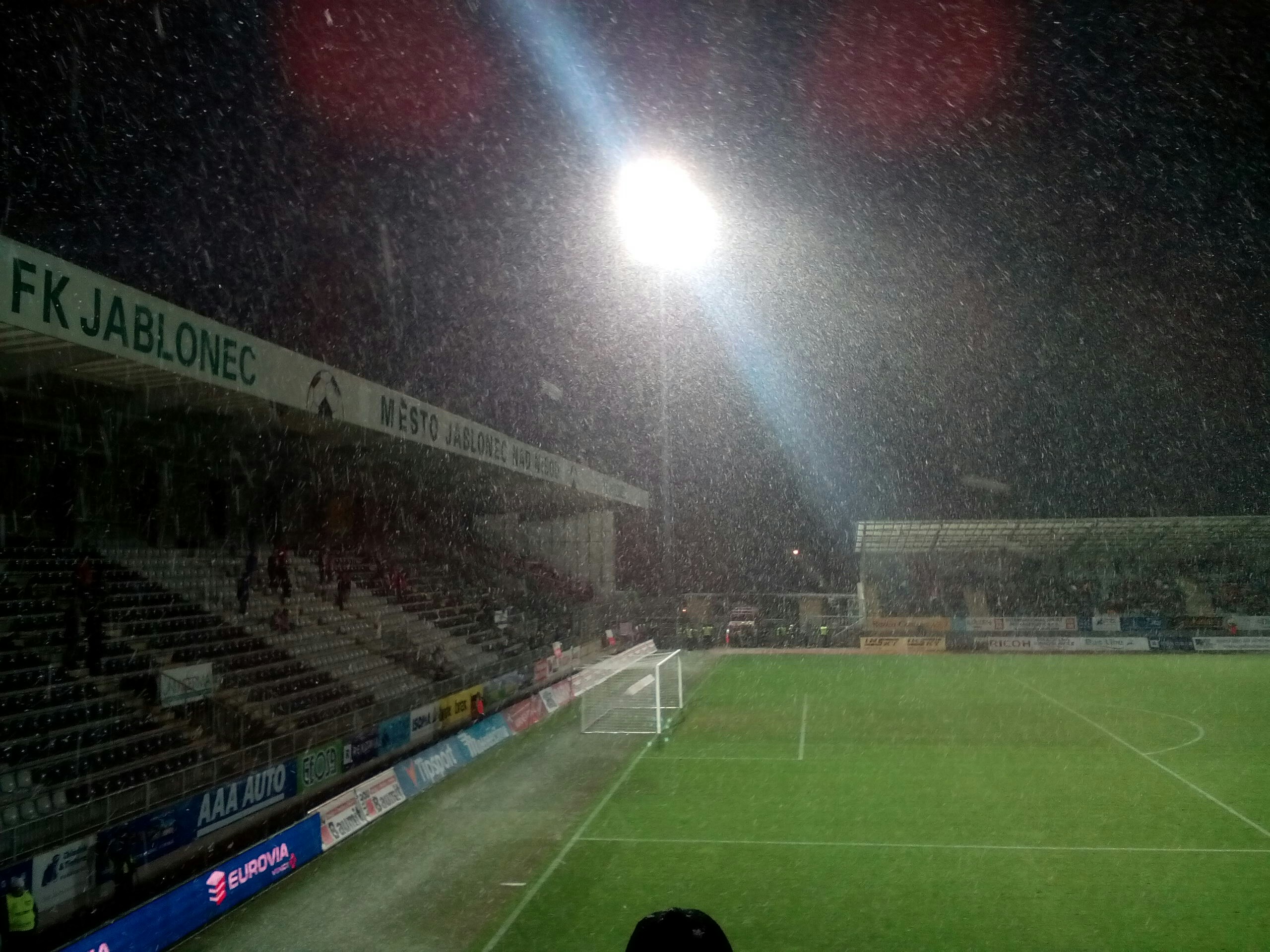 Fotbalový stadion Střelnice foto 3