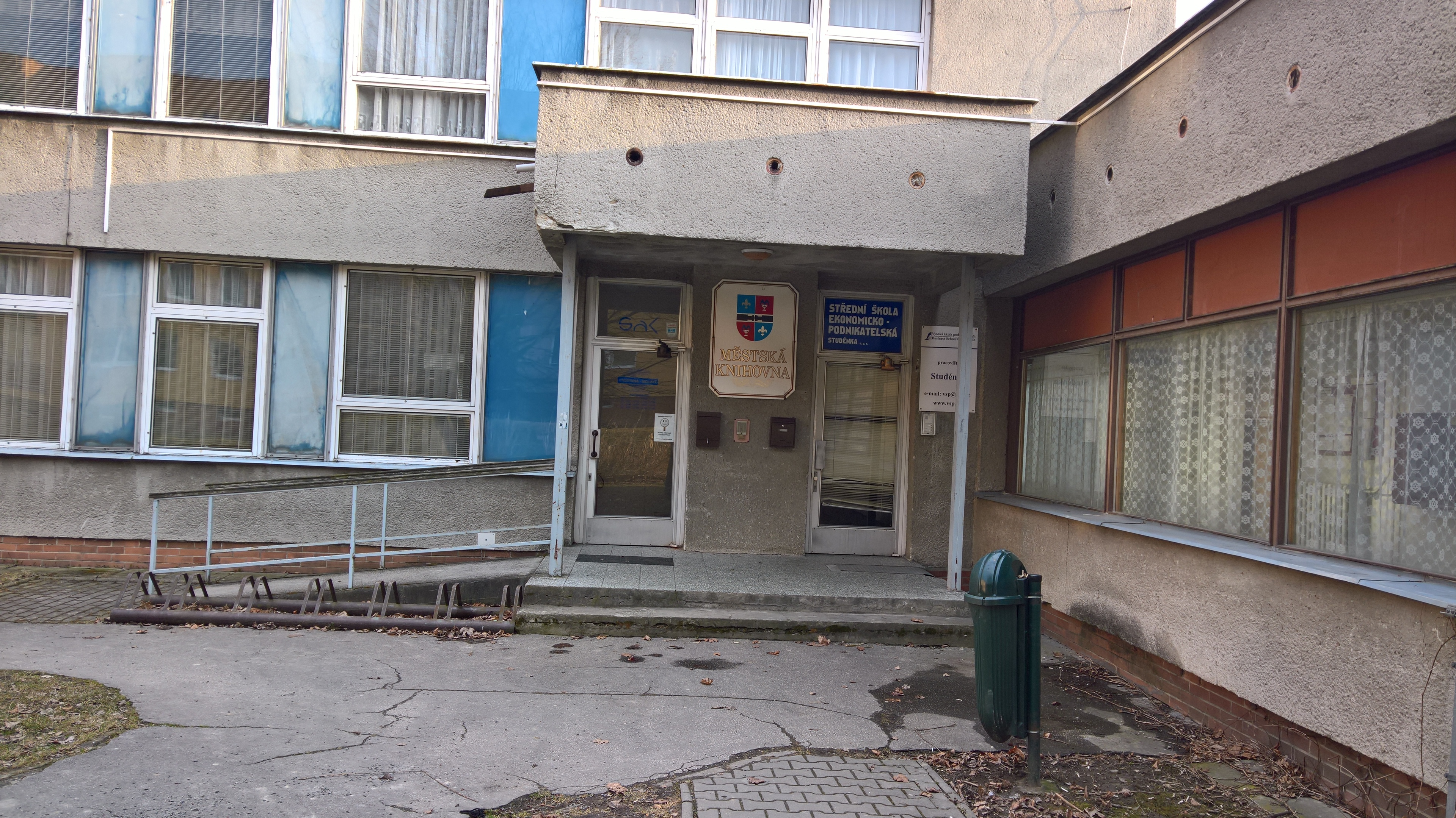 Městská knihovna Studénka - sídliště foto 2