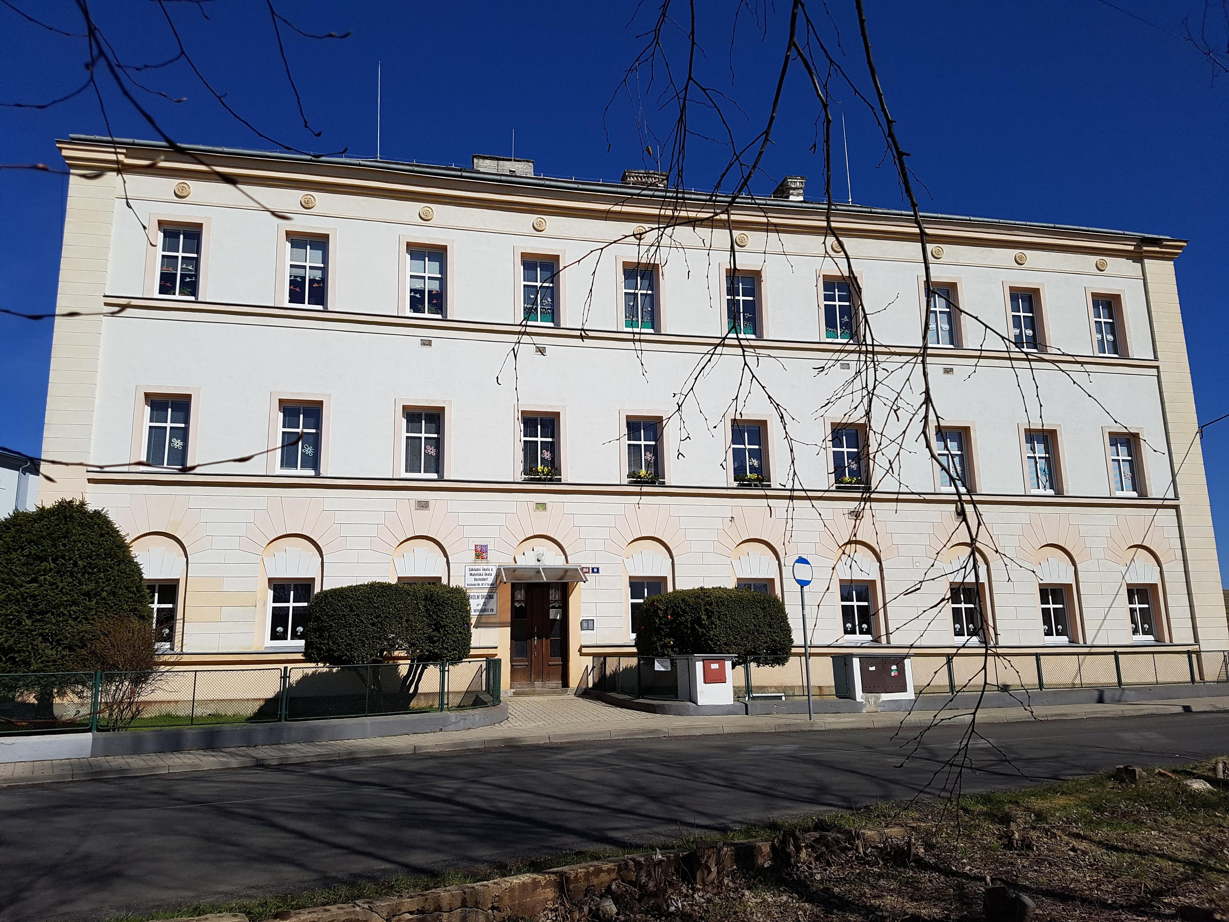 Základní škola a Mateřská škola Varnsdorf, Bratislavská 994, okres Děčín foto 4
