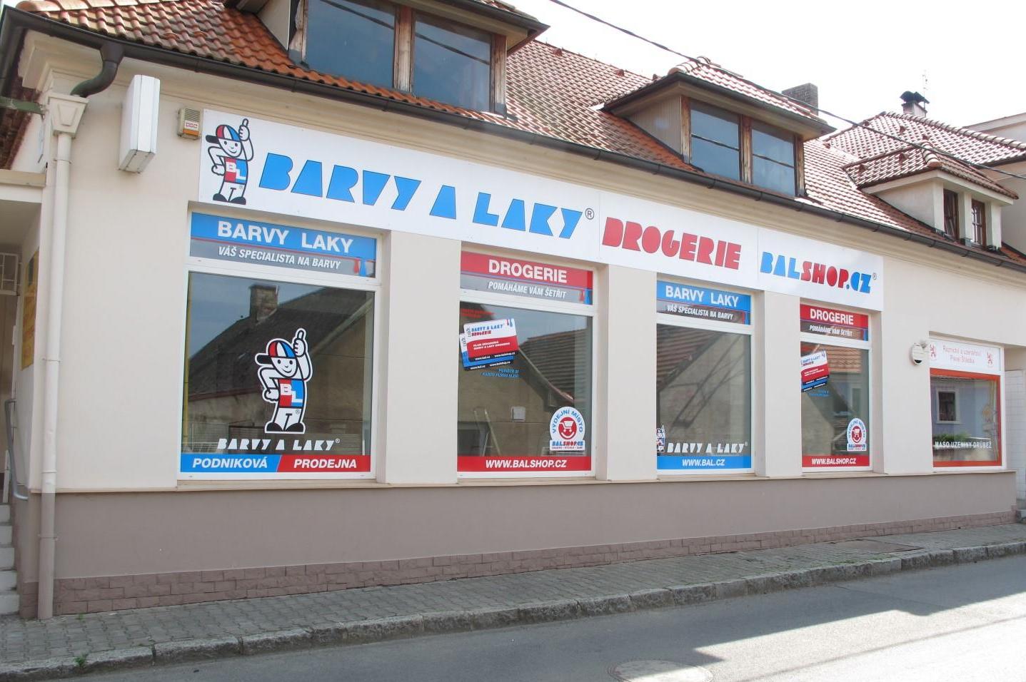 BARVY A LAKY DROGERIE