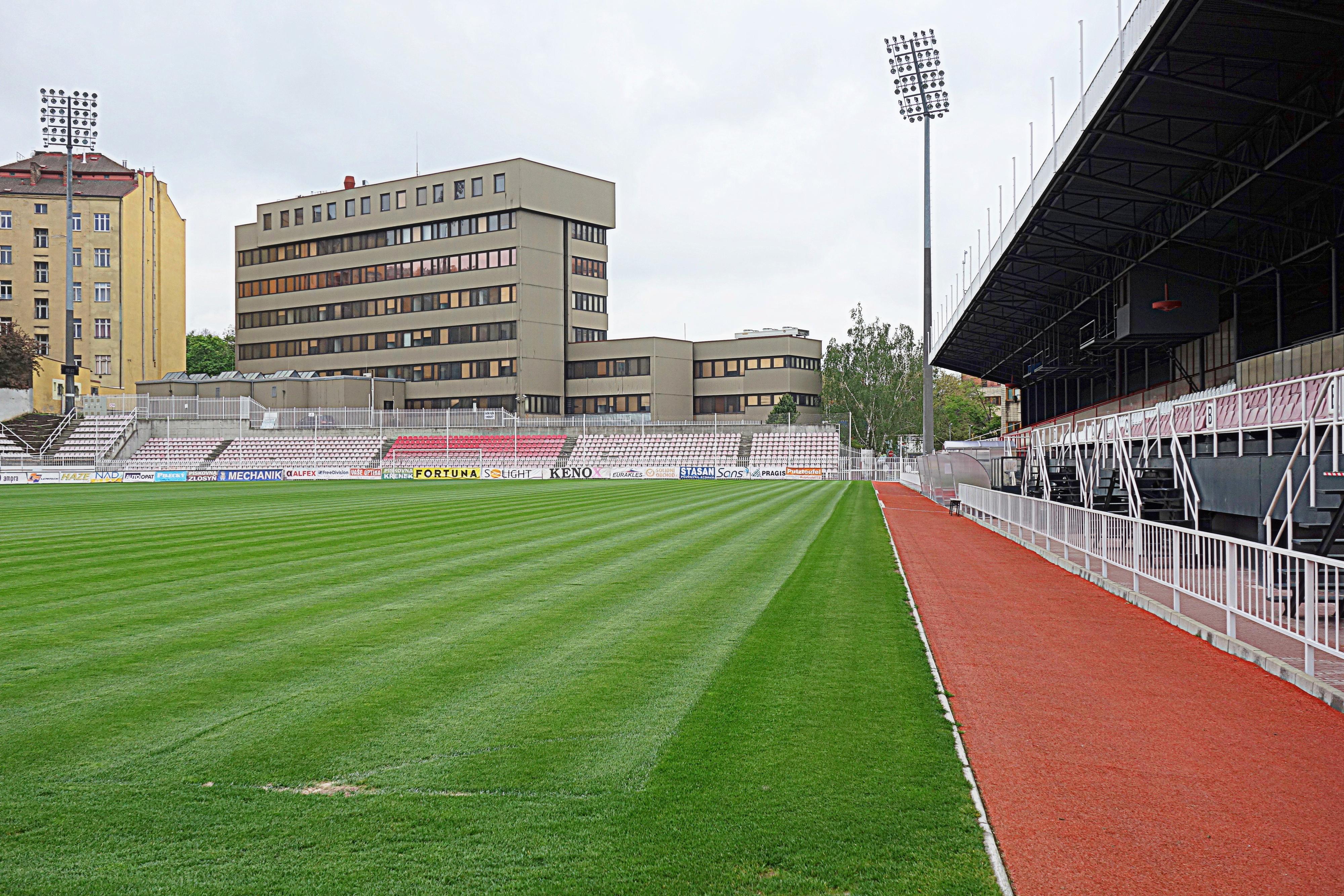 FK VIKTORIA ŽIŽKOV, a.s. foto 3