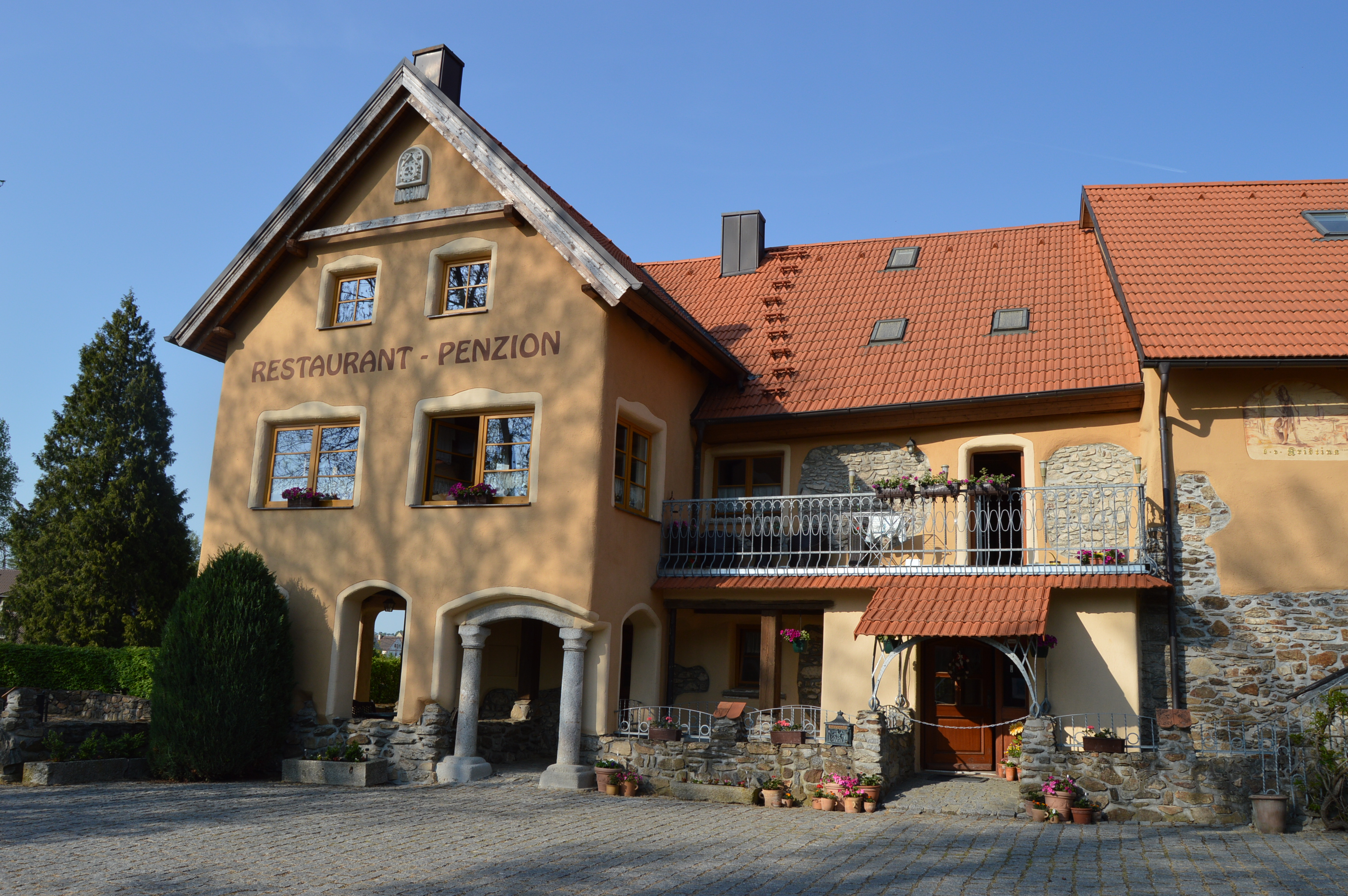 Restaurace Nemanský mlýn foto 3