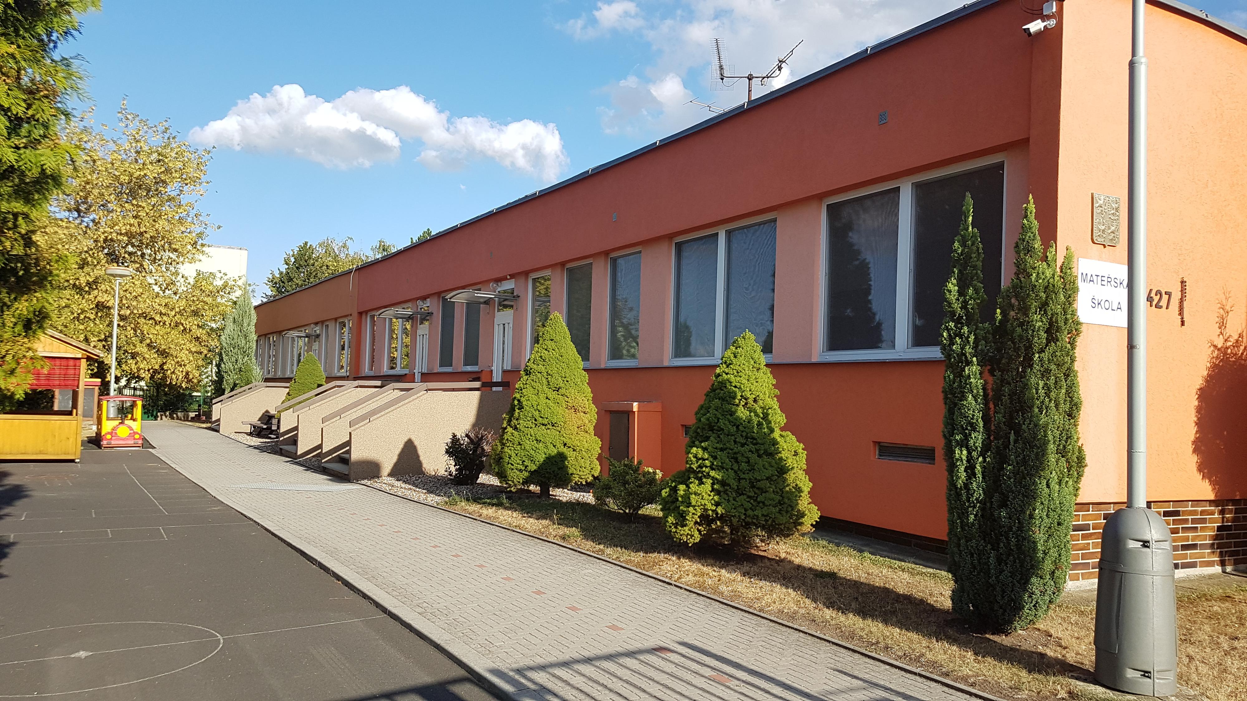 MŠ Louny, V Domcích foto 2