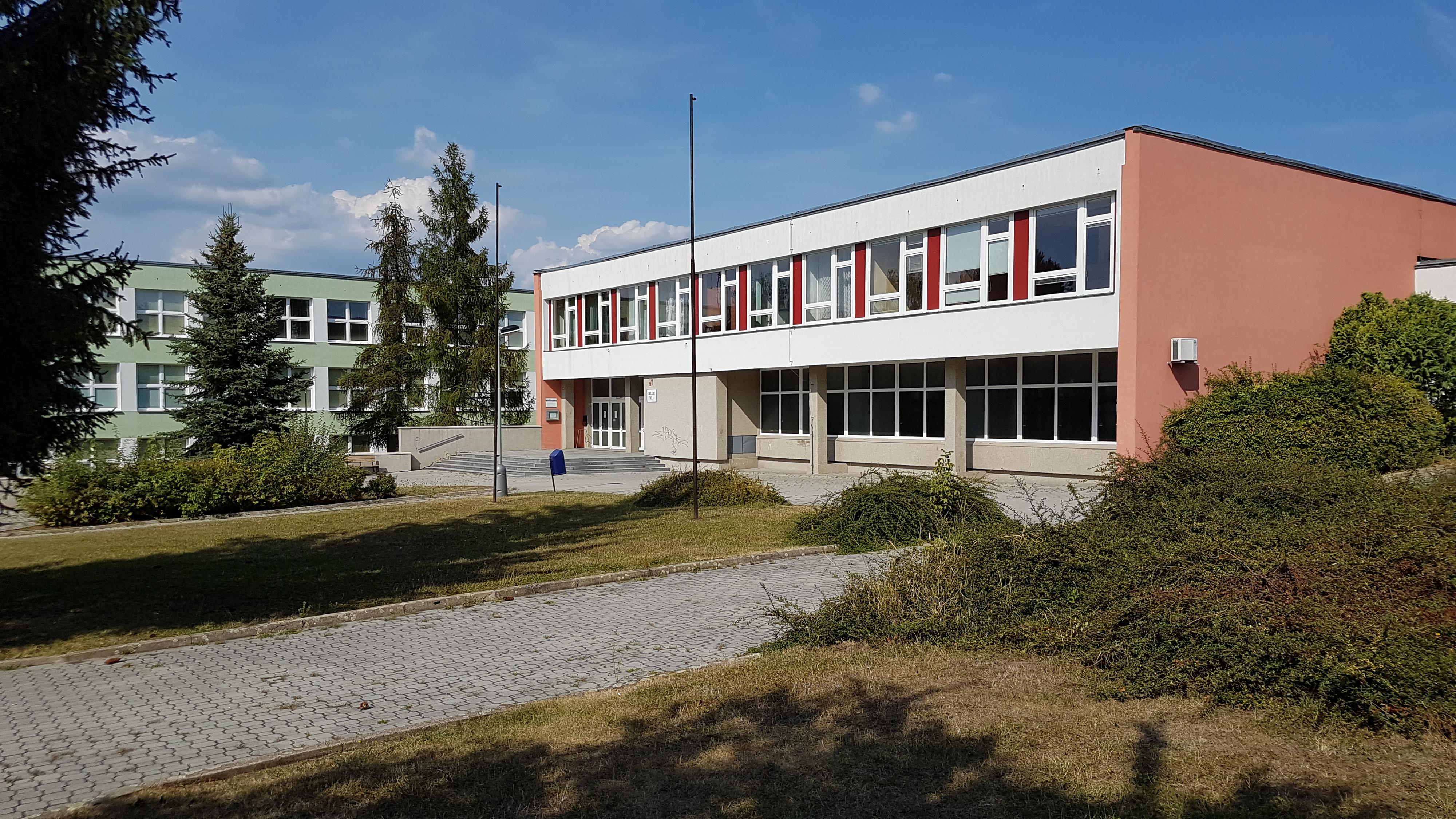 ZŠ Louny, Školní foto 4