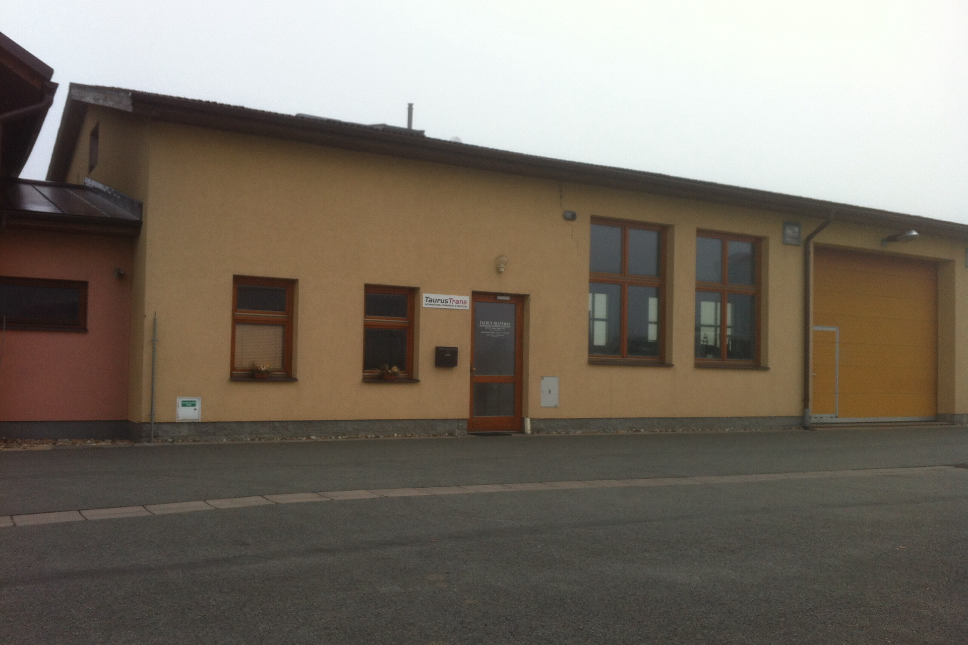 TAURUS TRANS CZ, s.r.o.