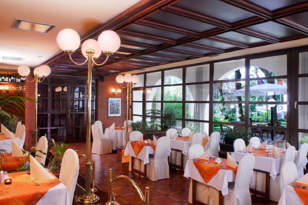 Restaurace Na zámečku foto 1