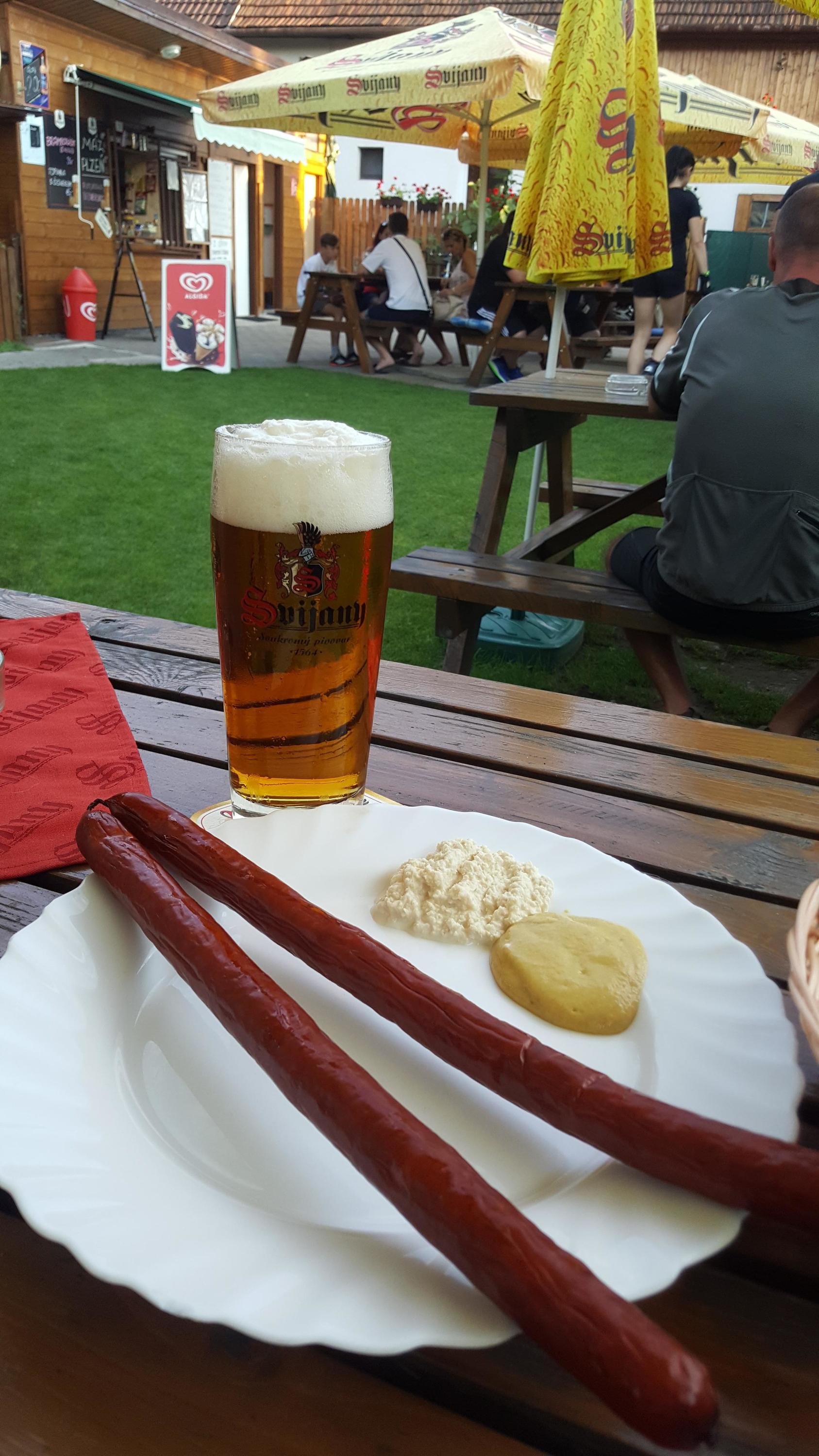 Občerstvení Na Dolině ve Veselé foto 2