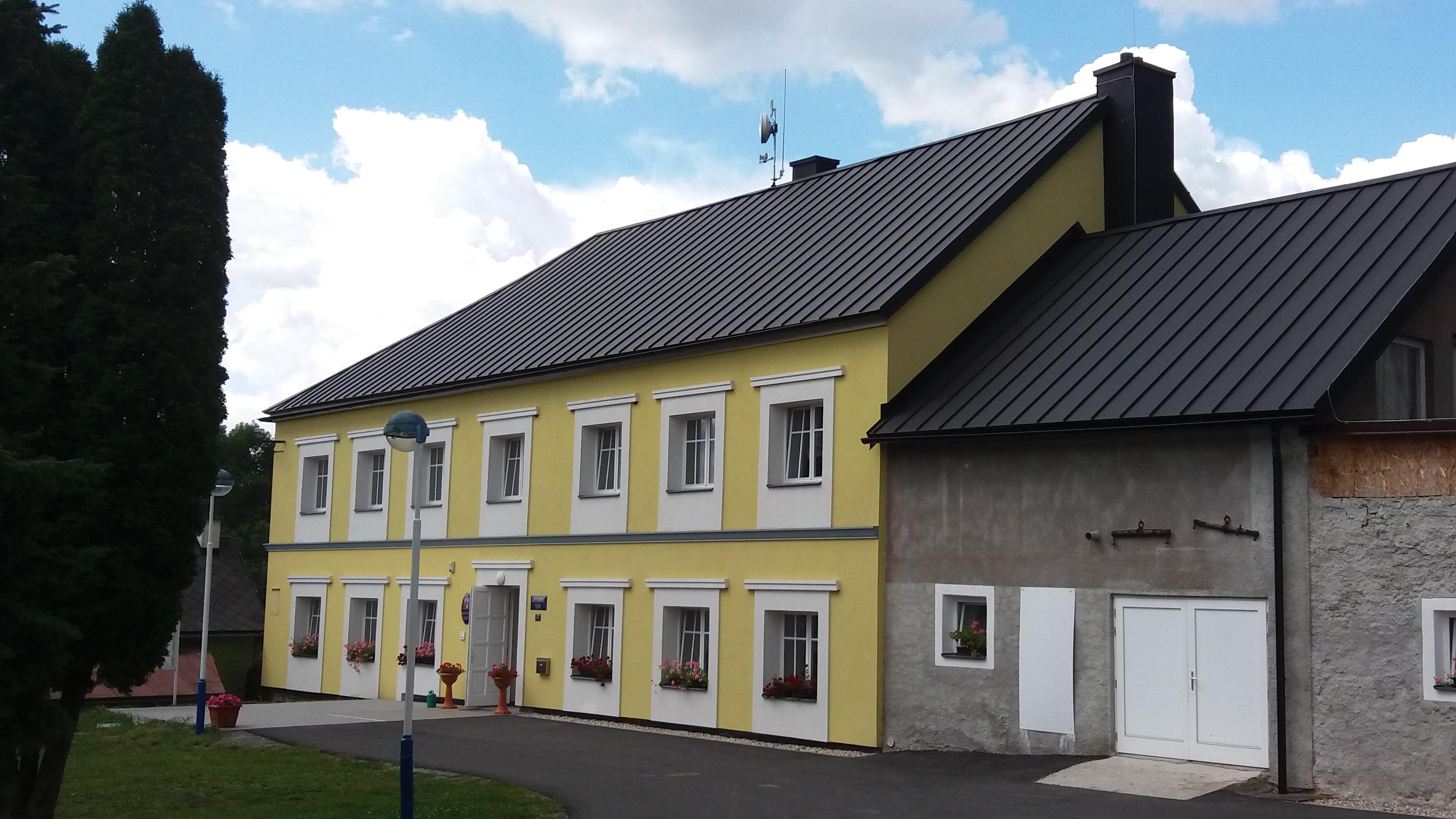 Jakubovice - obecní úřad foto 2