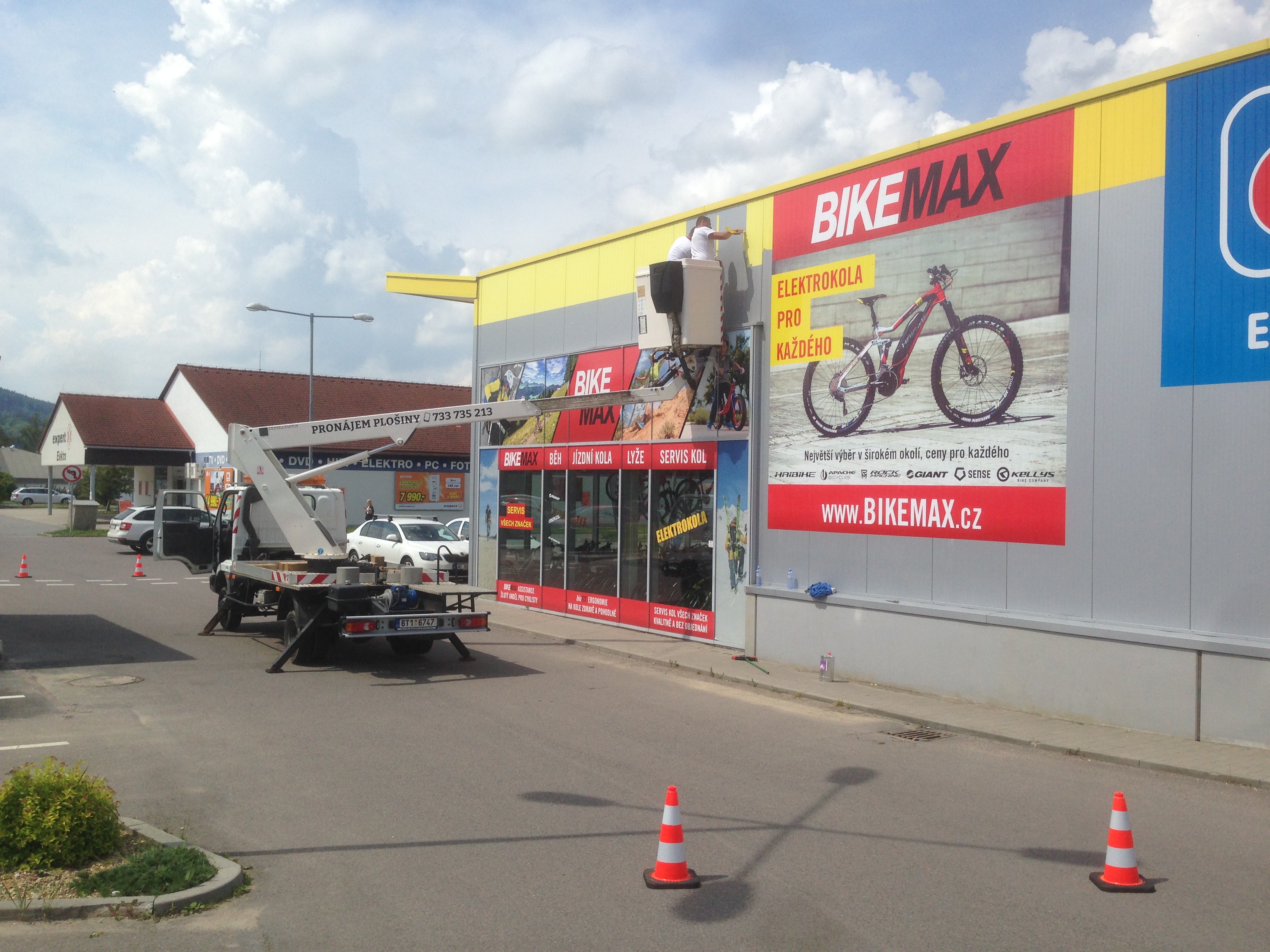 Pronájem plošin RESTOS s.r.o. foto 2