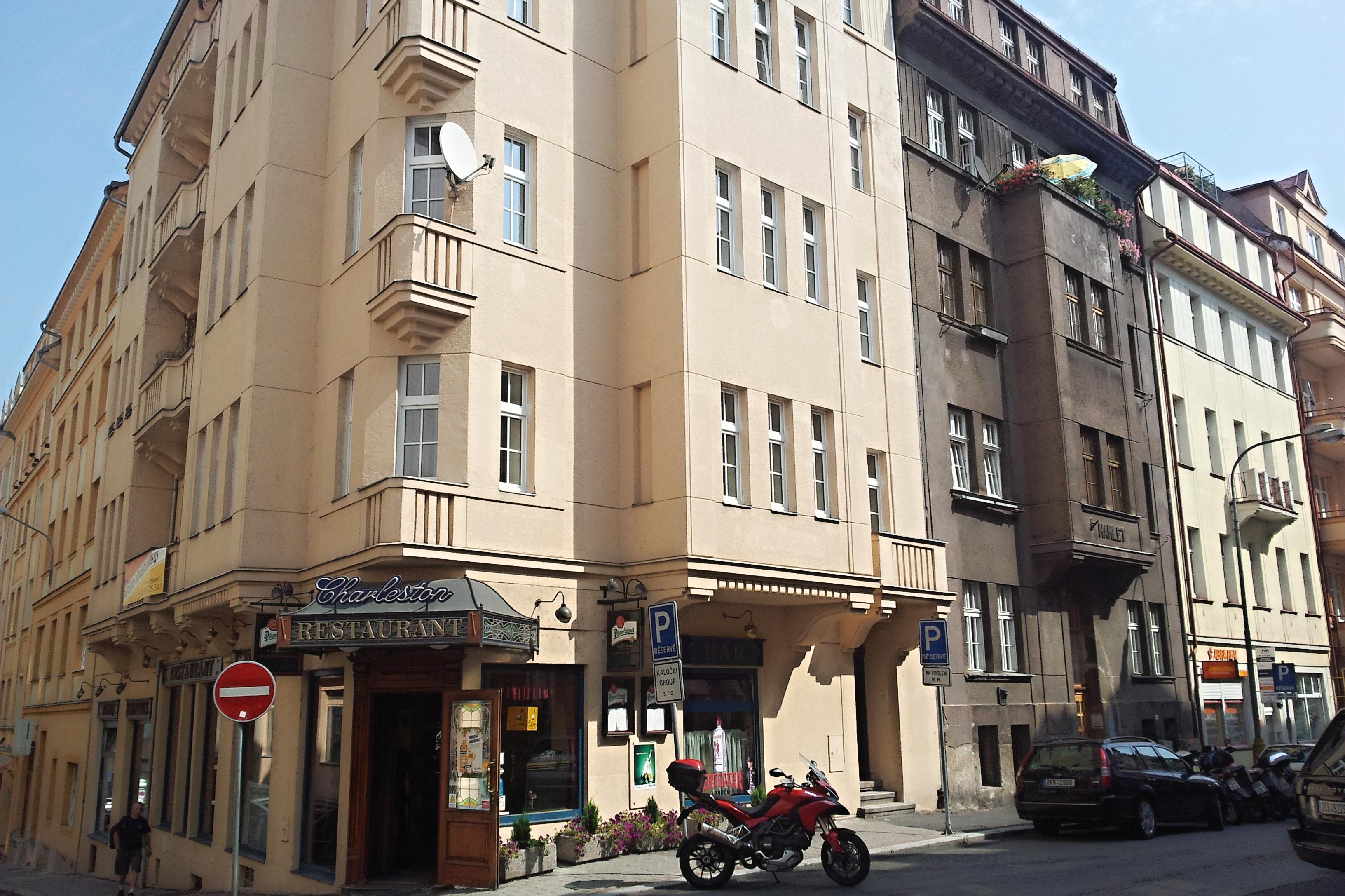 Holiday Apartments IV