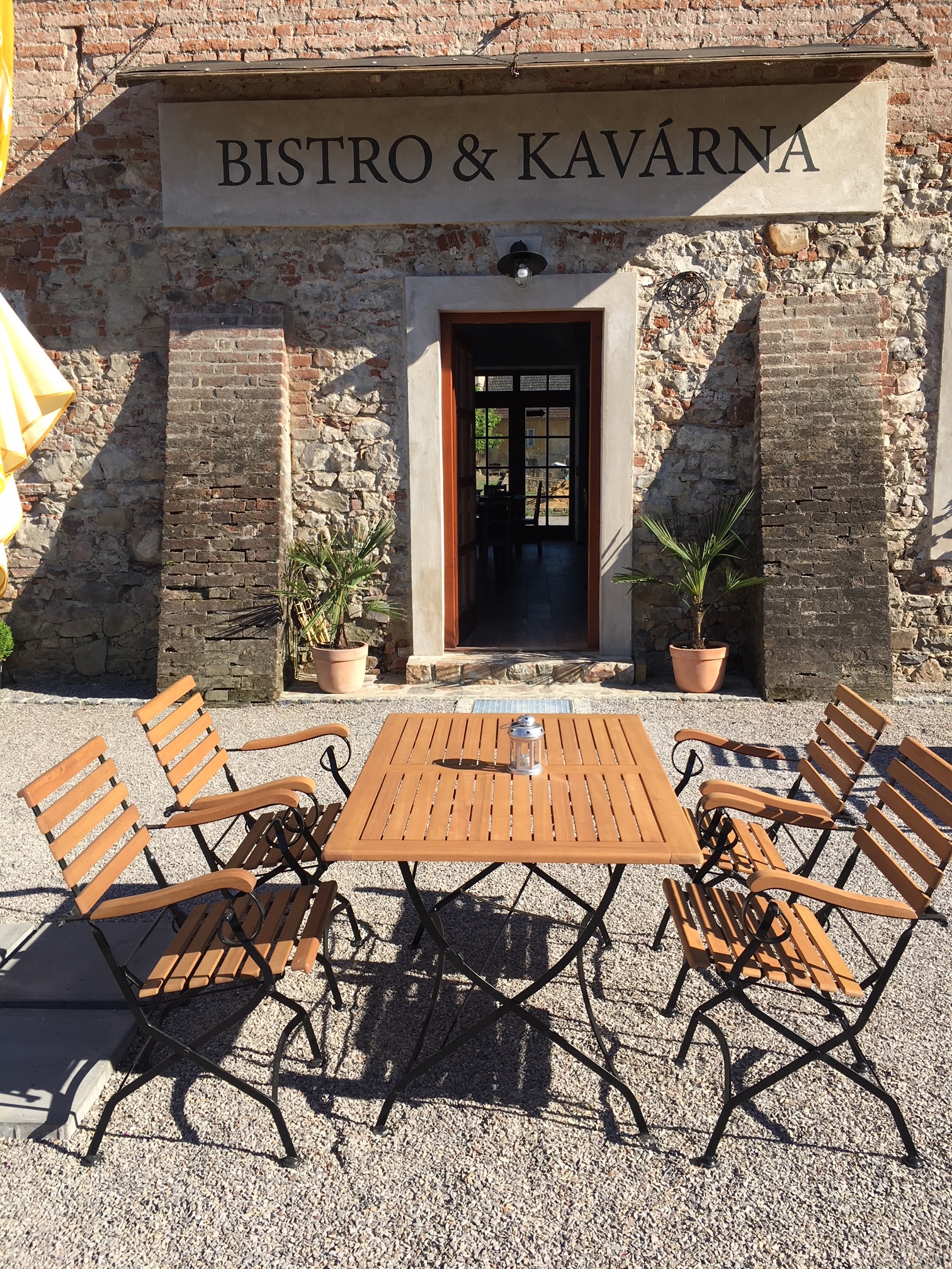 Bistro & Kavárna zámek Svinaře foto 1