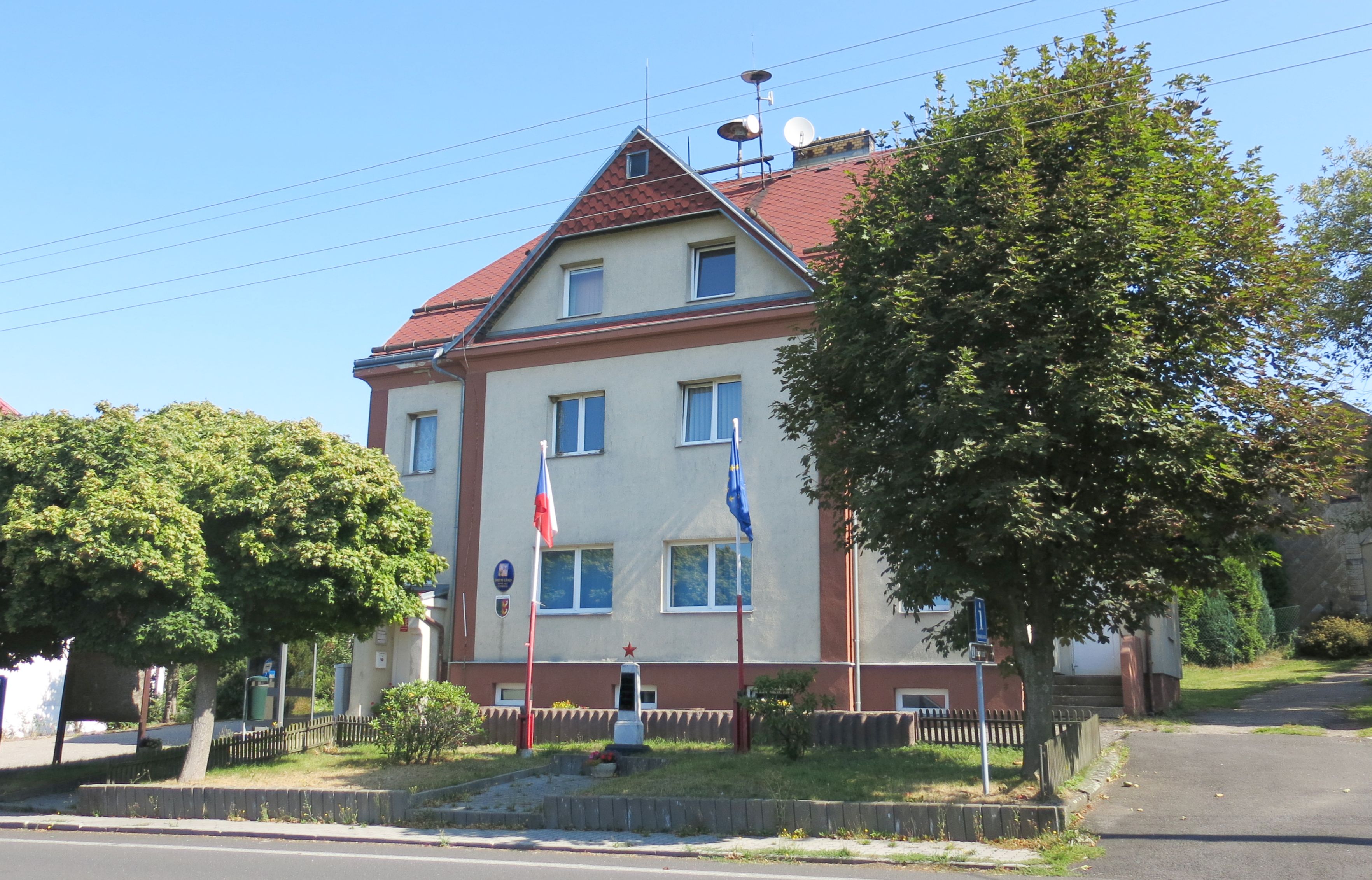 Nová Ves v Horách - obecní úřad foto 2