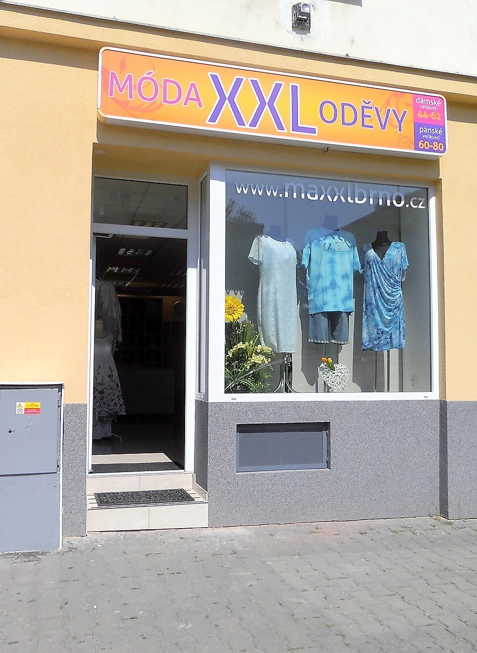 MAXXL oděvy foto 2