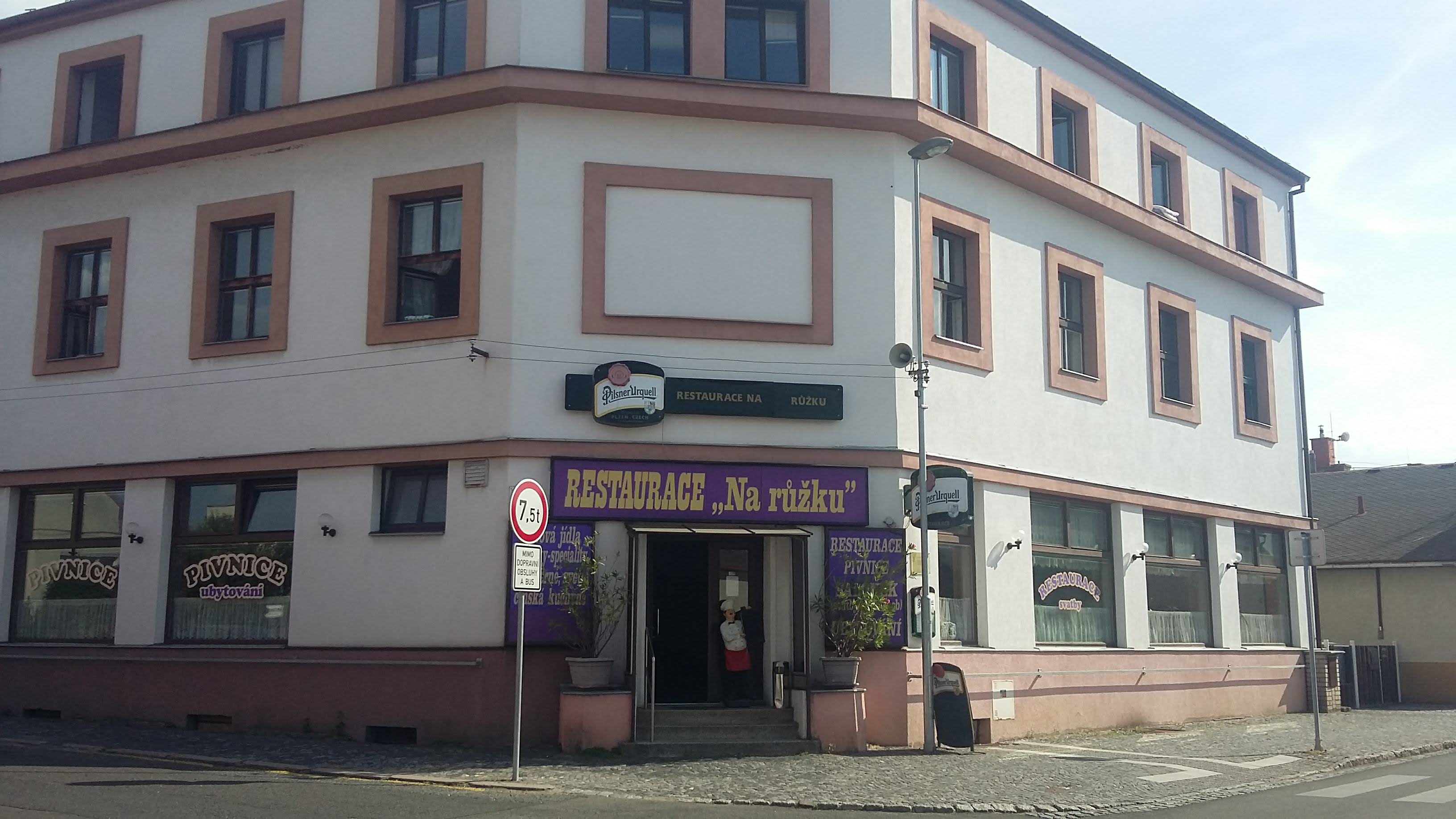 Restaurace Na Růžku foto 3