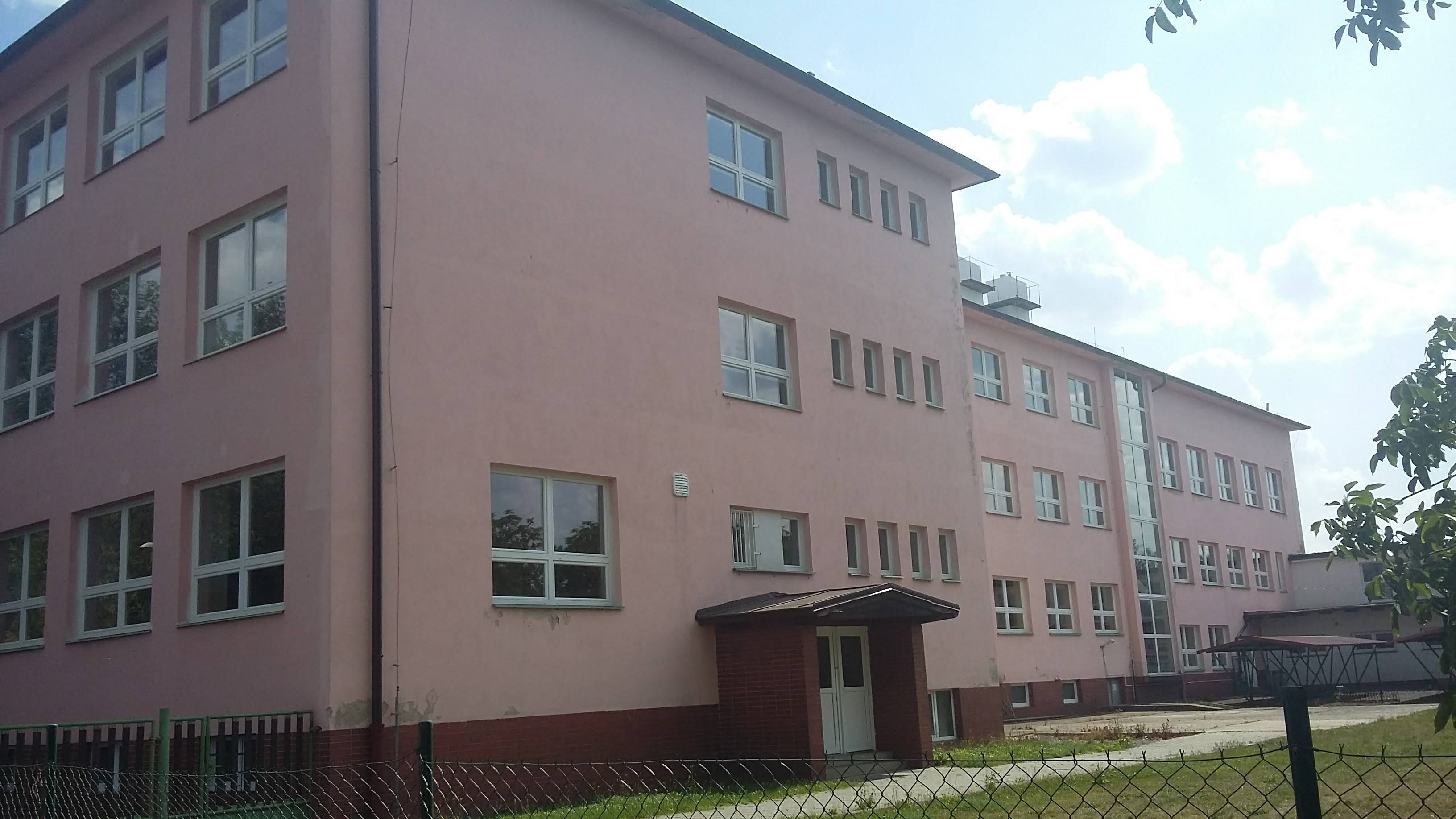 ZŠ, Hrochův Týnec foto 2