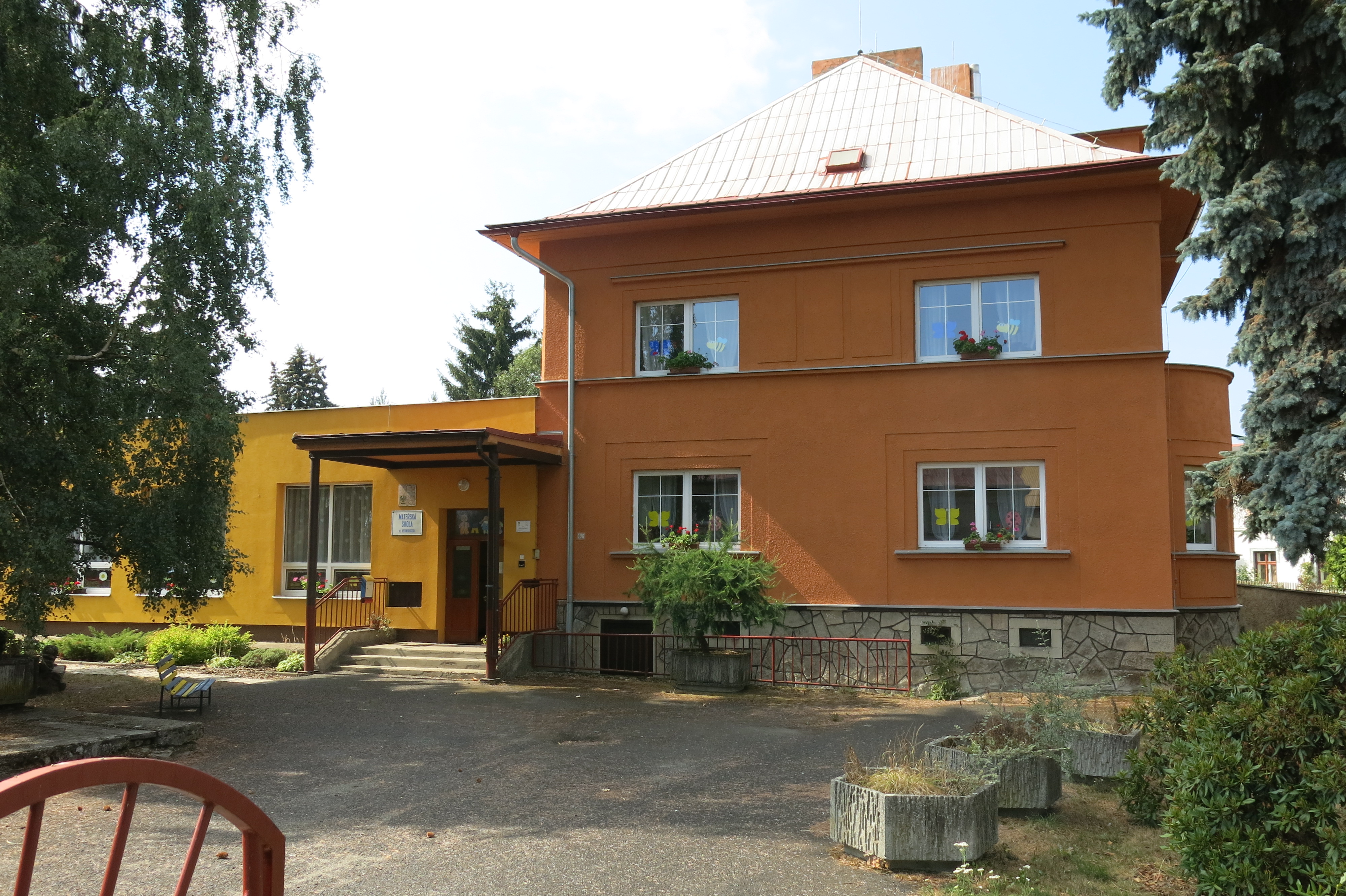 ZŠ a MŠ Verneřice