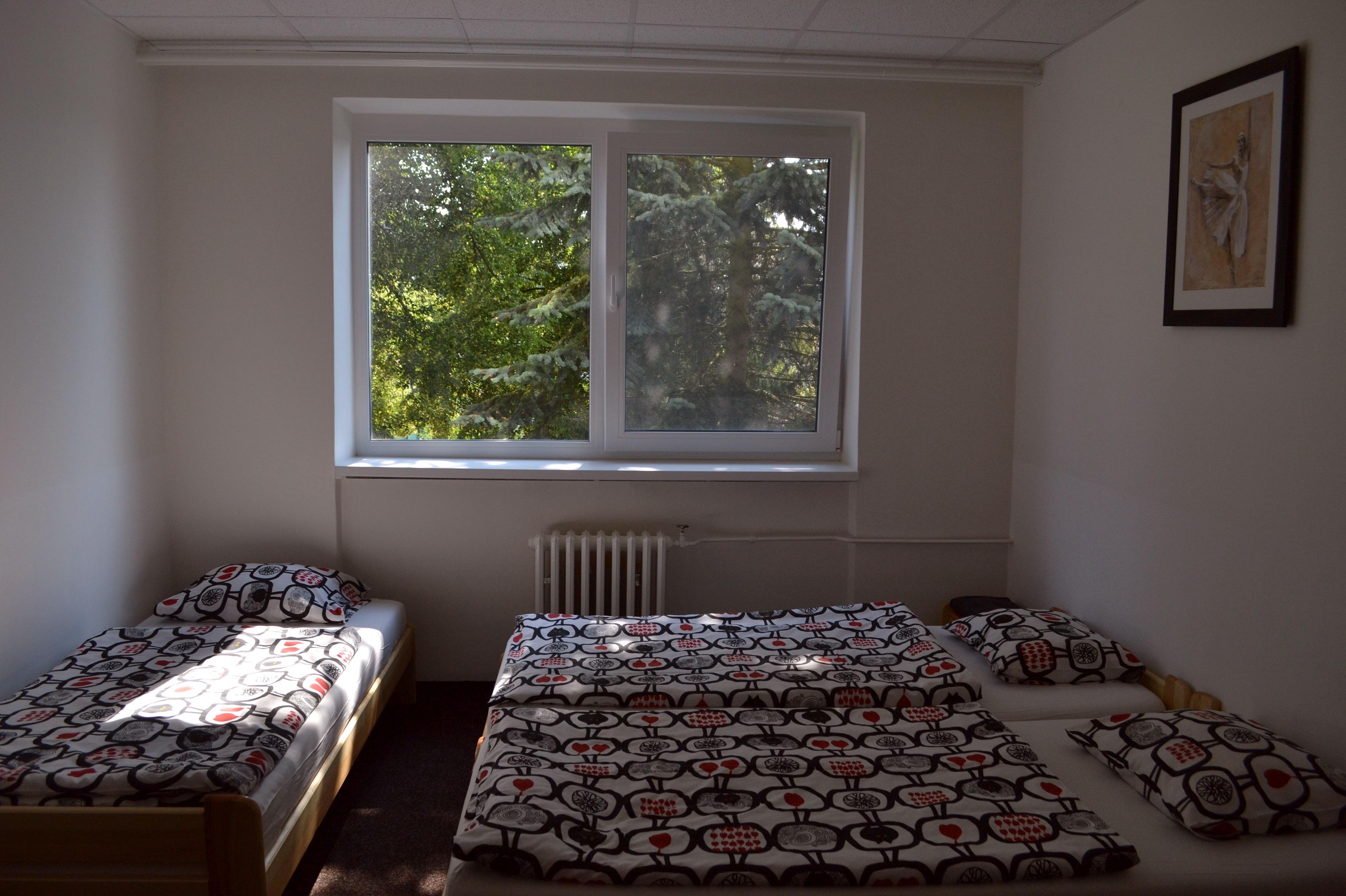 Ubytování Nádražní 1000 foto 1