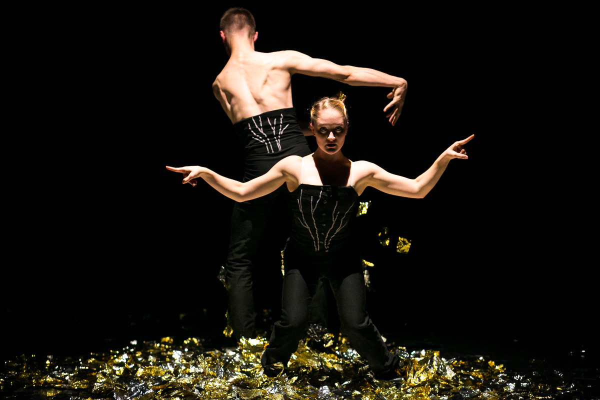 MEZINÁRODNÍ CENTRUM TANCE