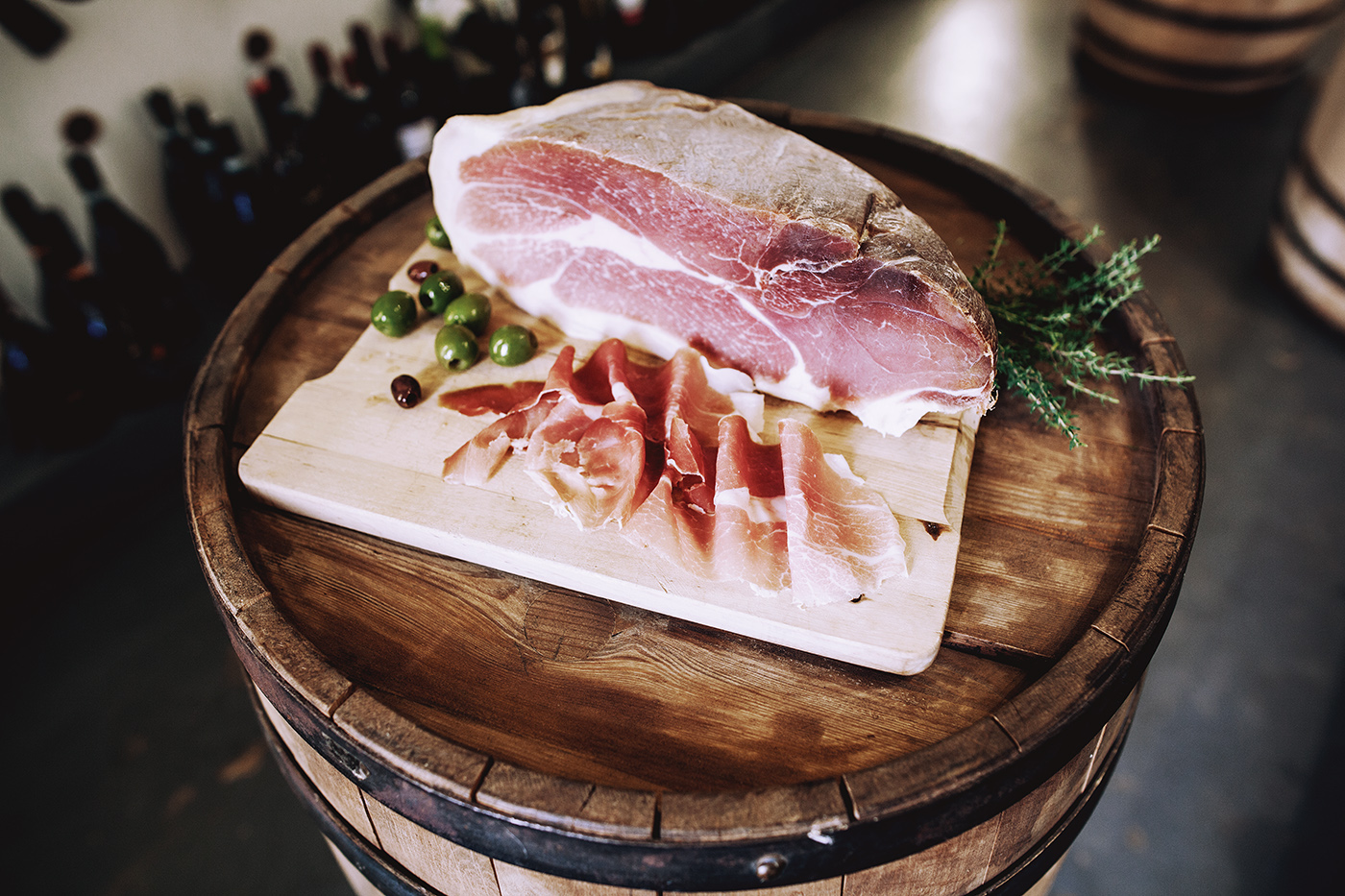 Víno a lahůdky od sousedů foto 4