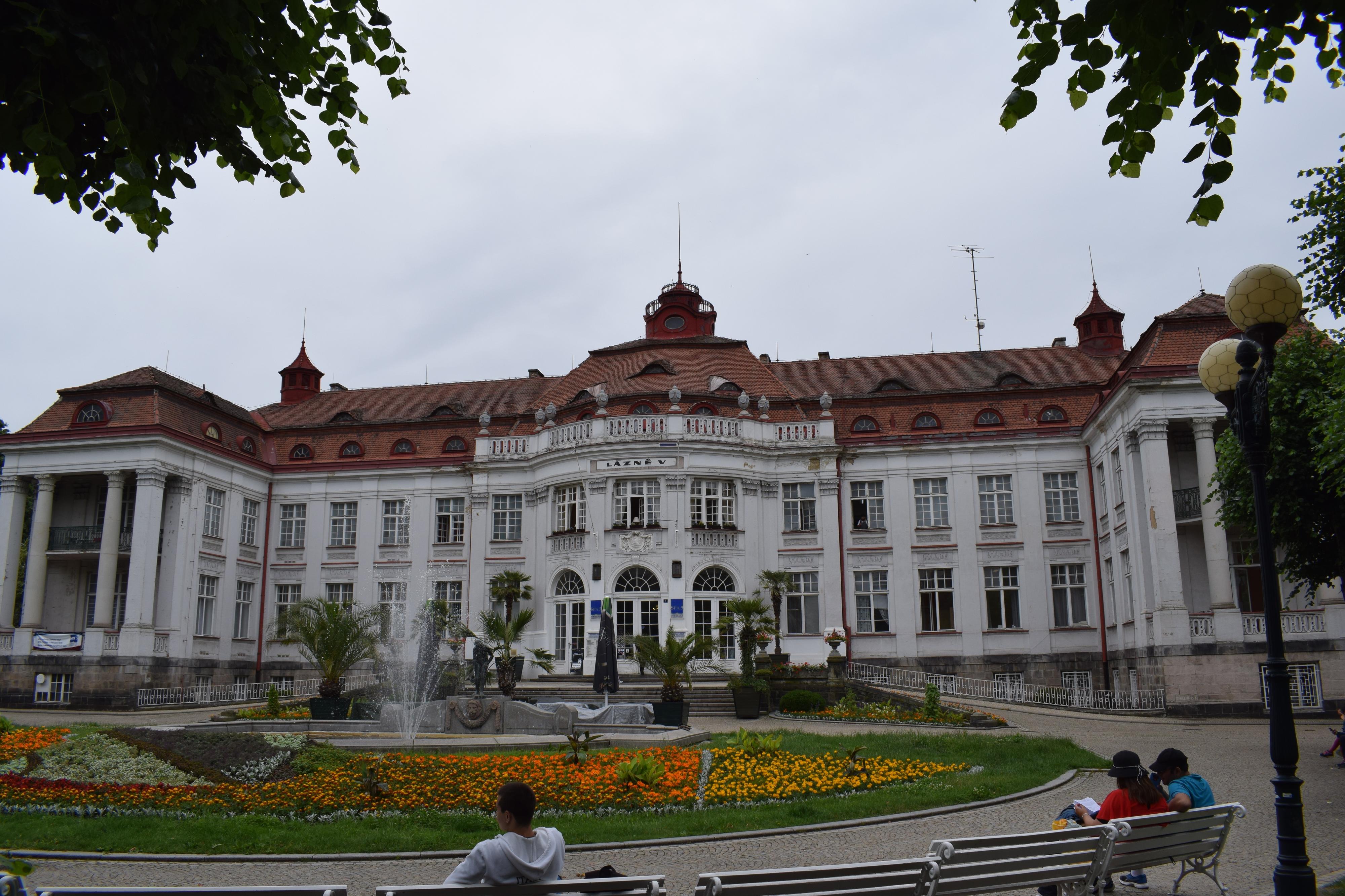 Plavecký bazén Alžbětiny Lázně foto 3