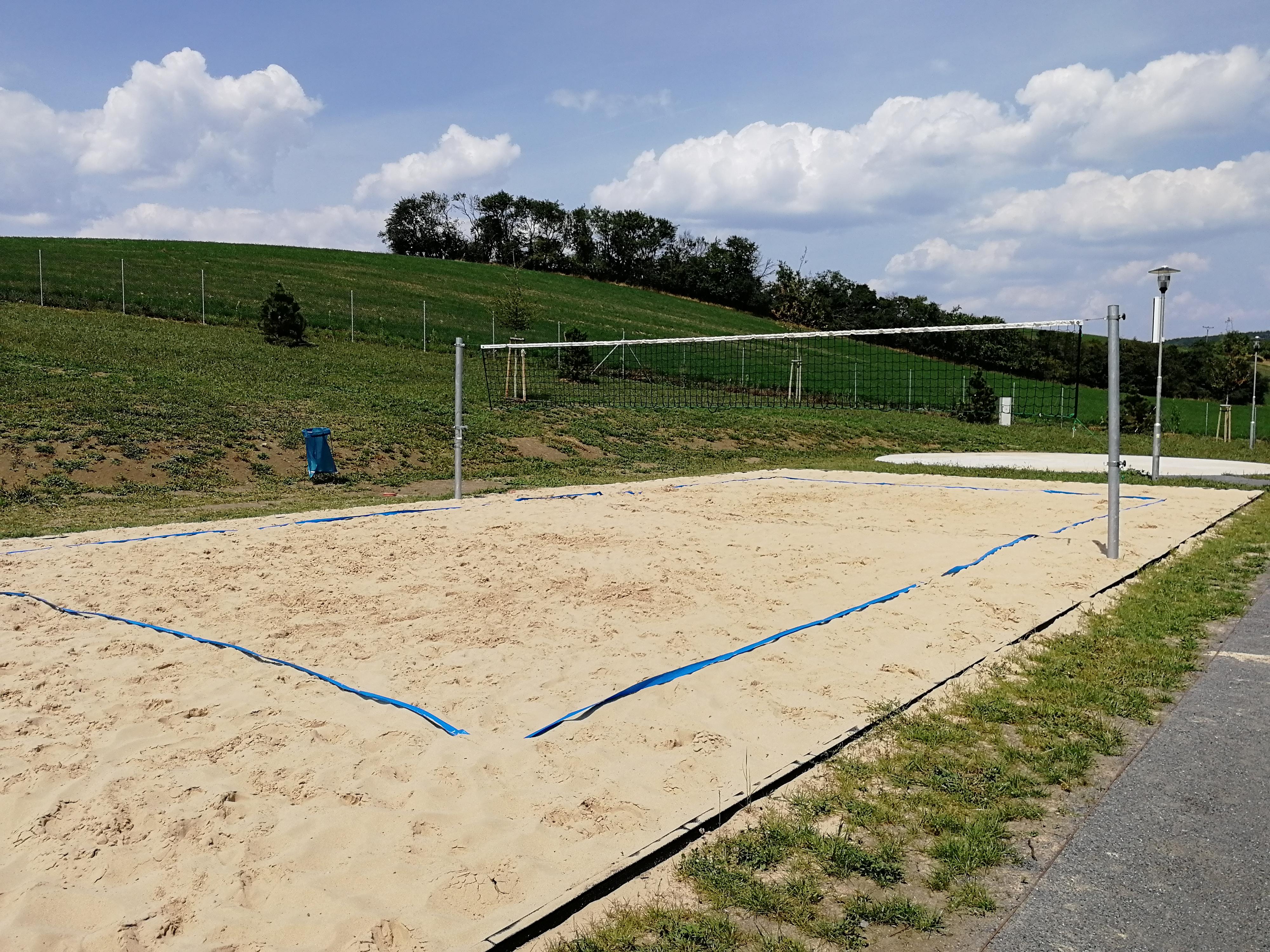 Beachvolejbalové hřiště Vlčnov foto 2