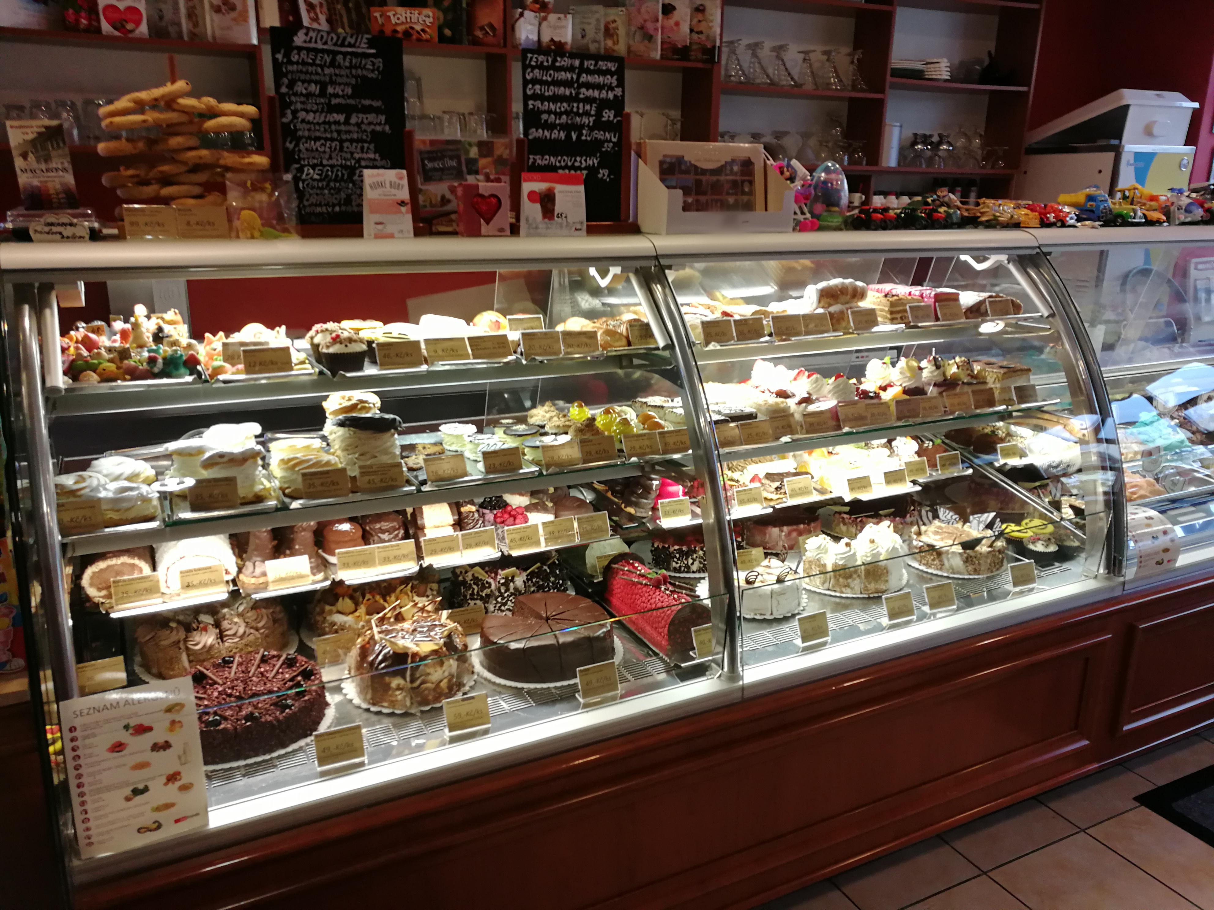 Rodinná cukrárna ve Vlašimi foto 3